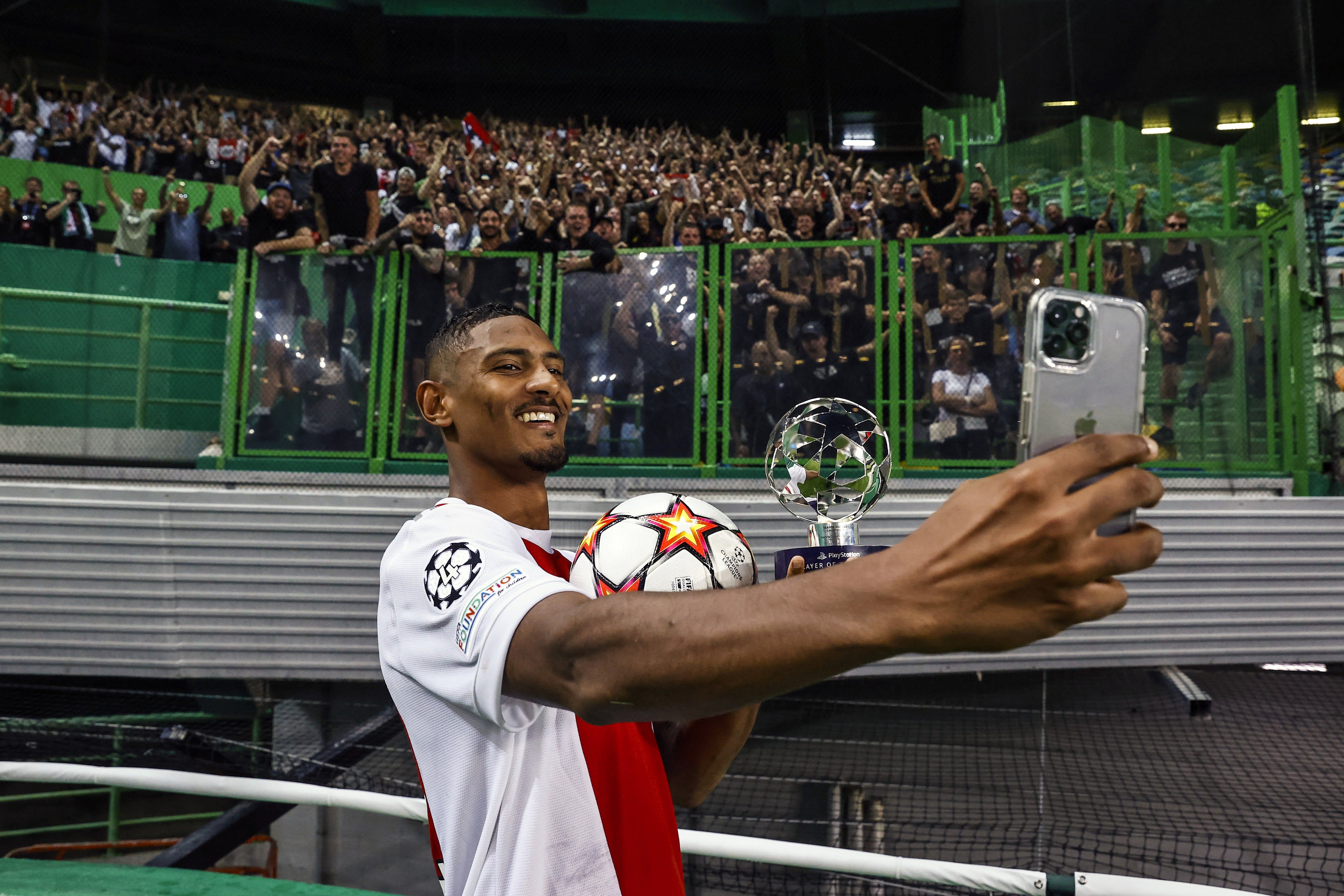 סבסטיאן האלר שחקן אייאקס