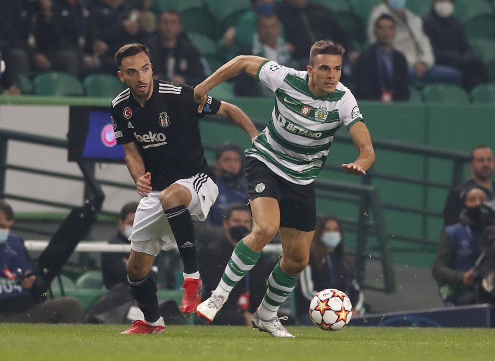 ז'ואאו פאלהיניה, ספורטינג ליסבון מול קנן קרמאן, בשיקטאש