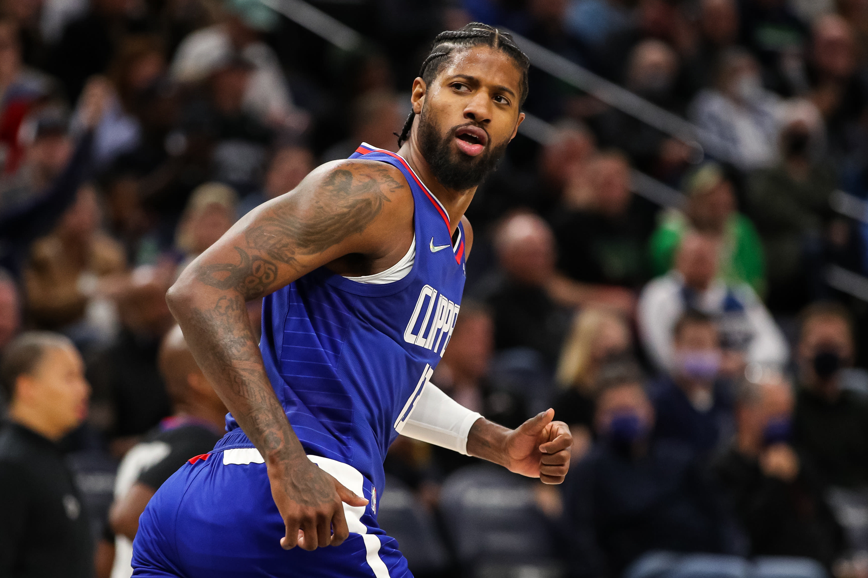 שחקן לוס אנג'לס קליפרס פול ג'ורג'