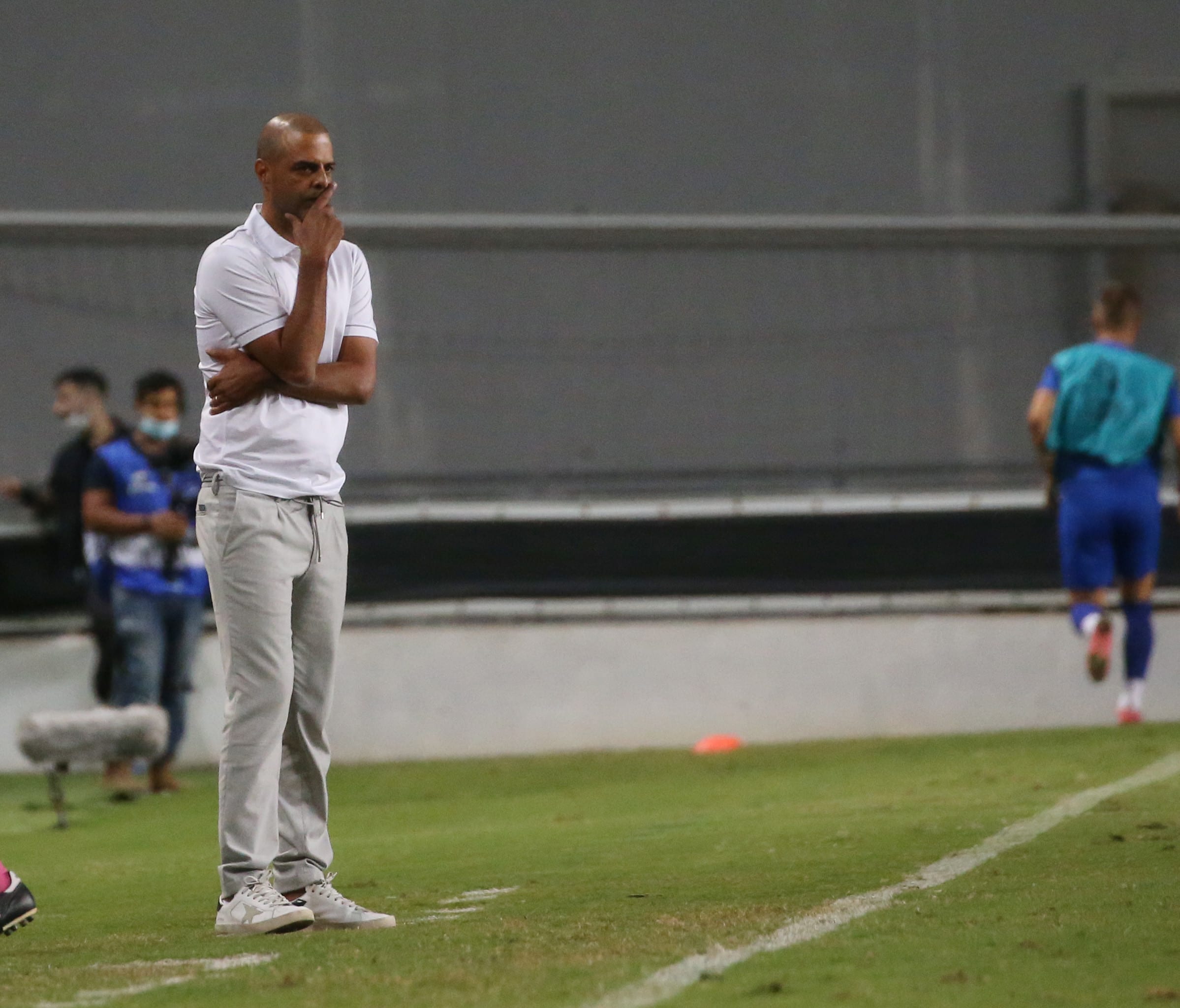 גיא לוזון מאמן מכבי פתח תקוה