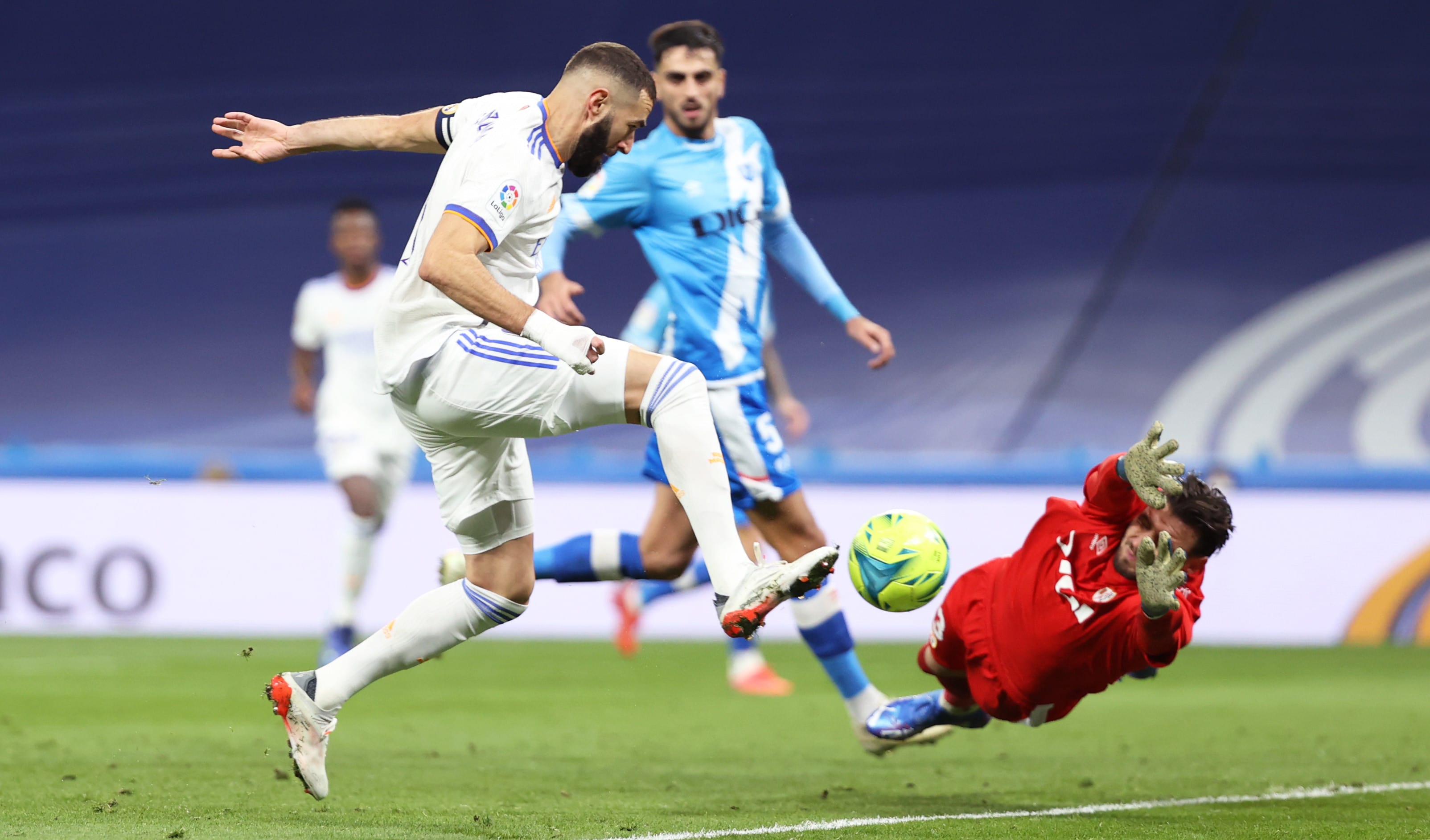 קארים בנזמה, חלוץ ריאל מדריד