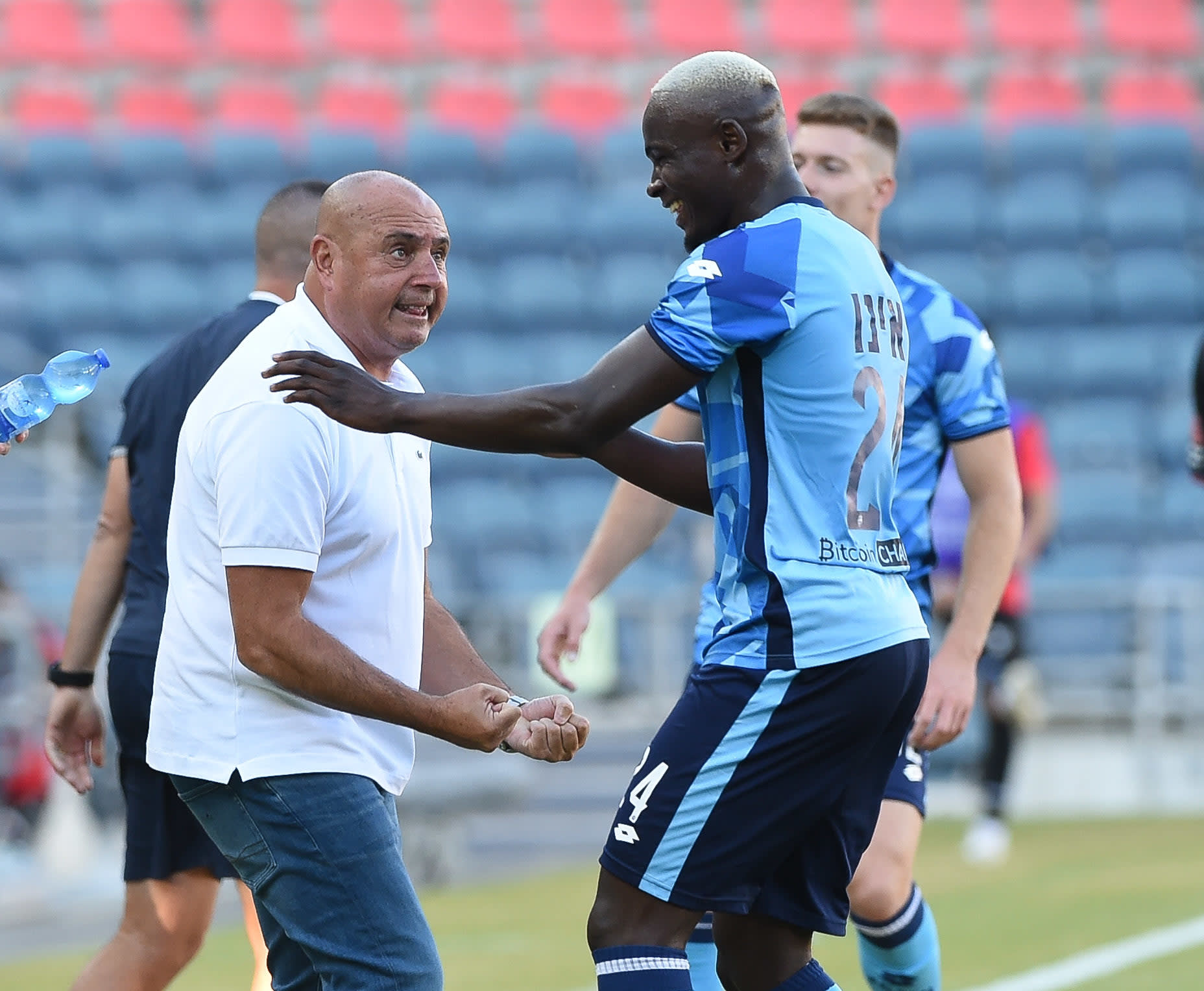 בני לם מאמן מכבי נתניה עם בוריס אנו