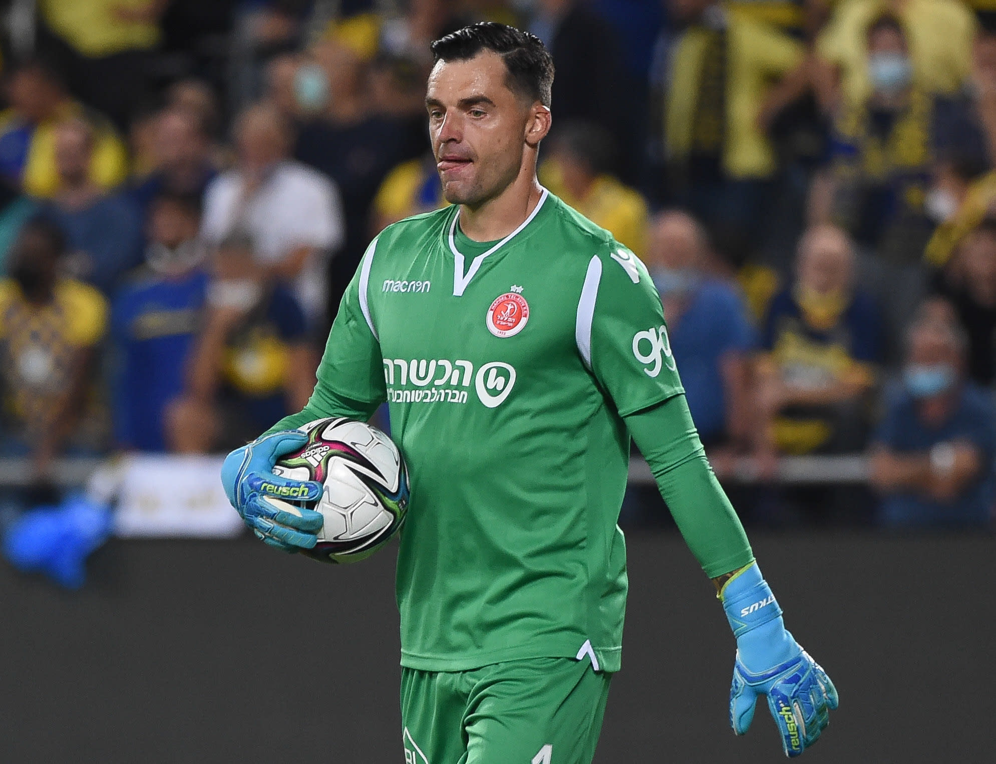 ארנסטס שטקוס שוער הפועל תל אביב