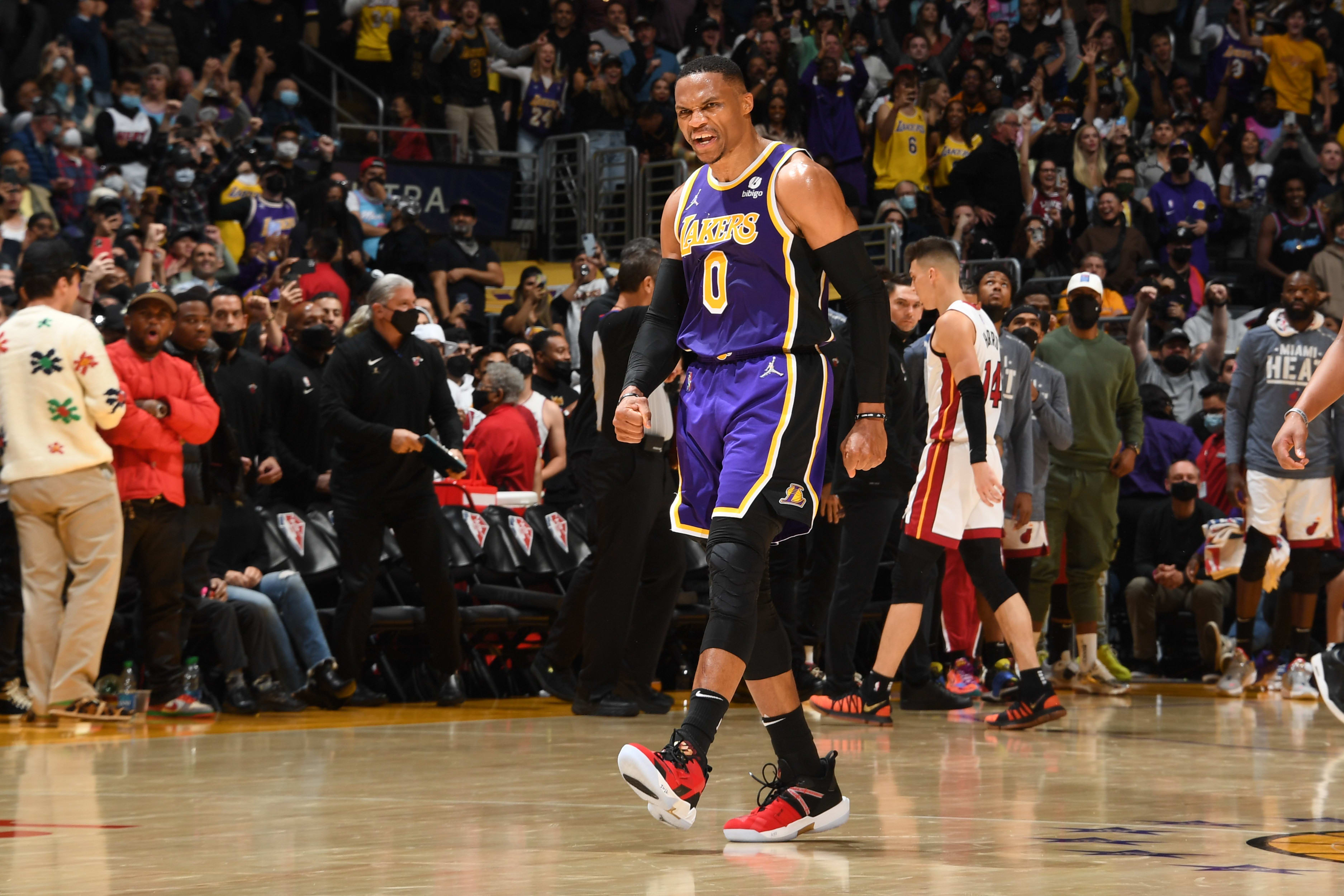 שחקן לוס אנג'לס לייקרס ראסל ווסטברוק