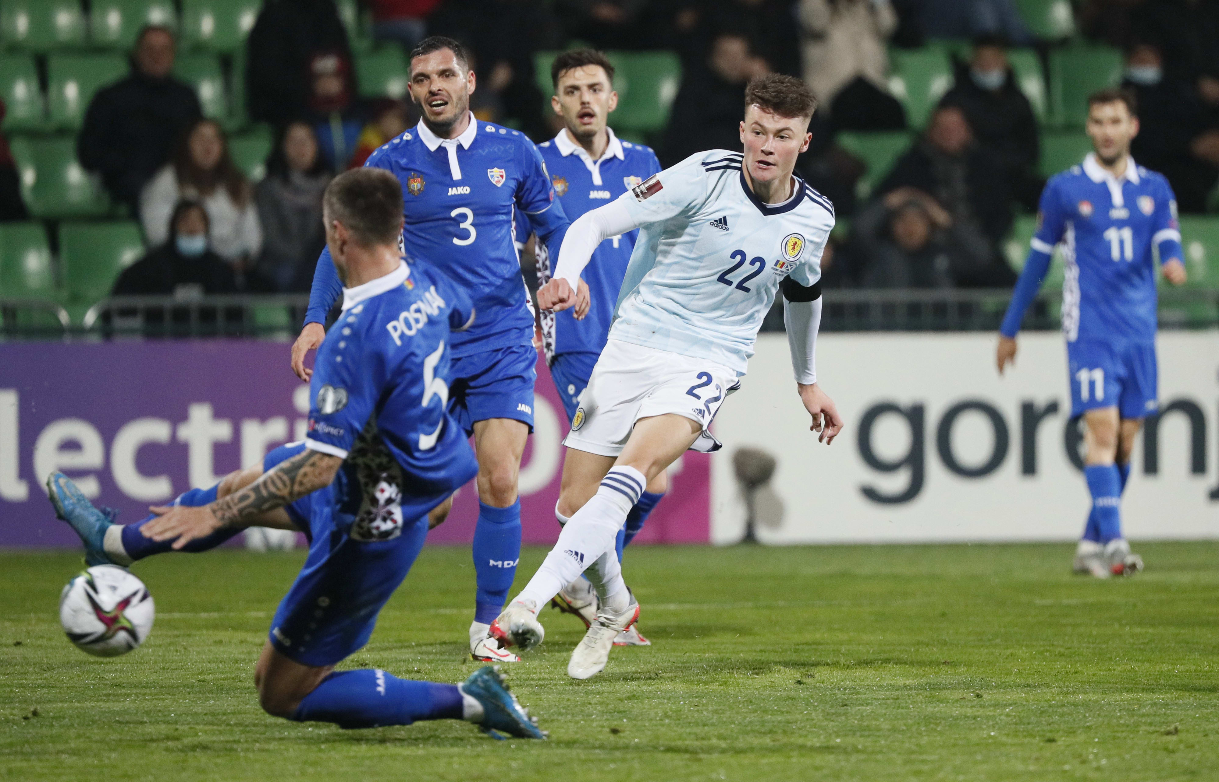 שחקן נבחרת סקוטלנד ניית'ן פטרסון, כובש מול מולדובה