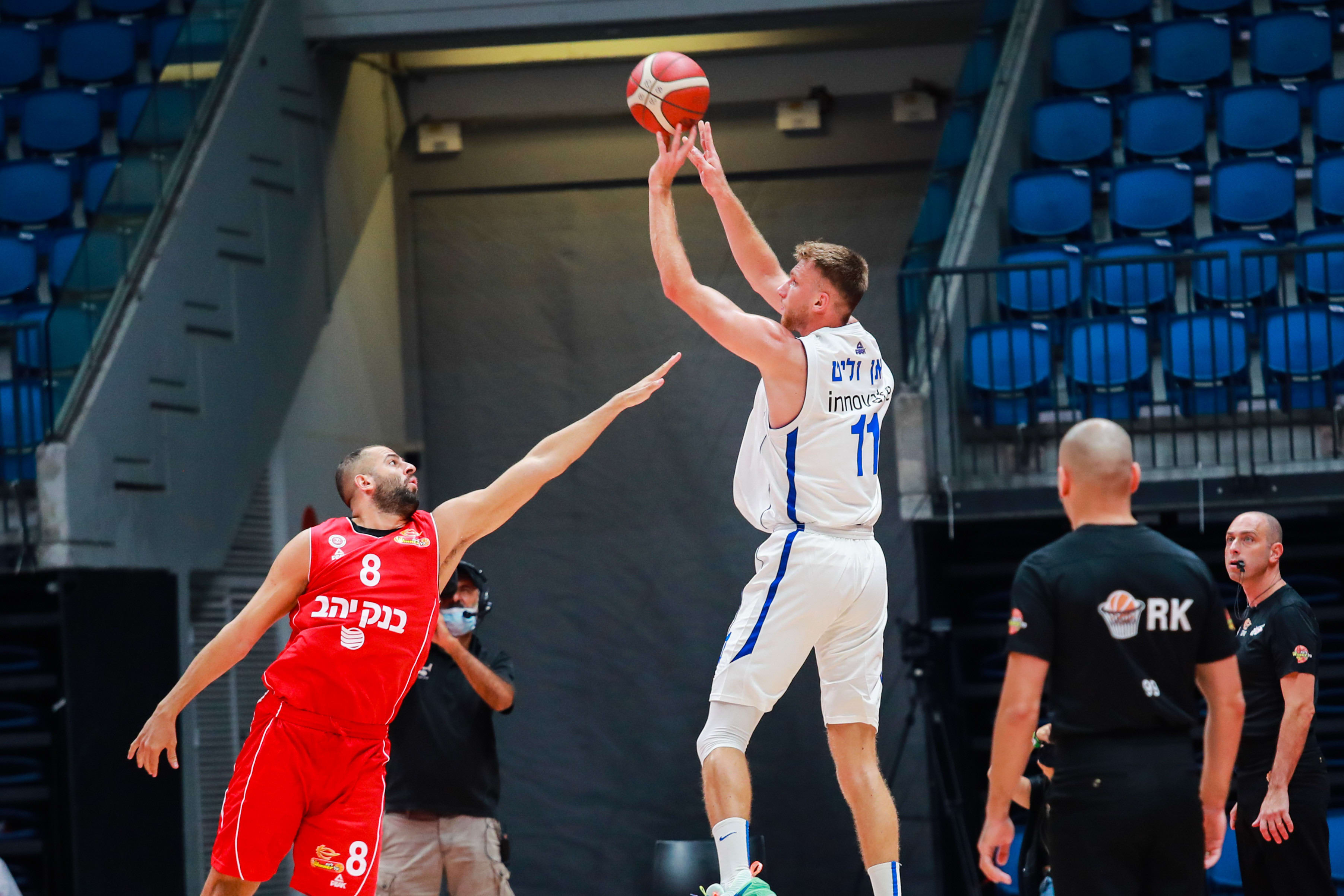 אנדי ואן וליט, בני הרצליה