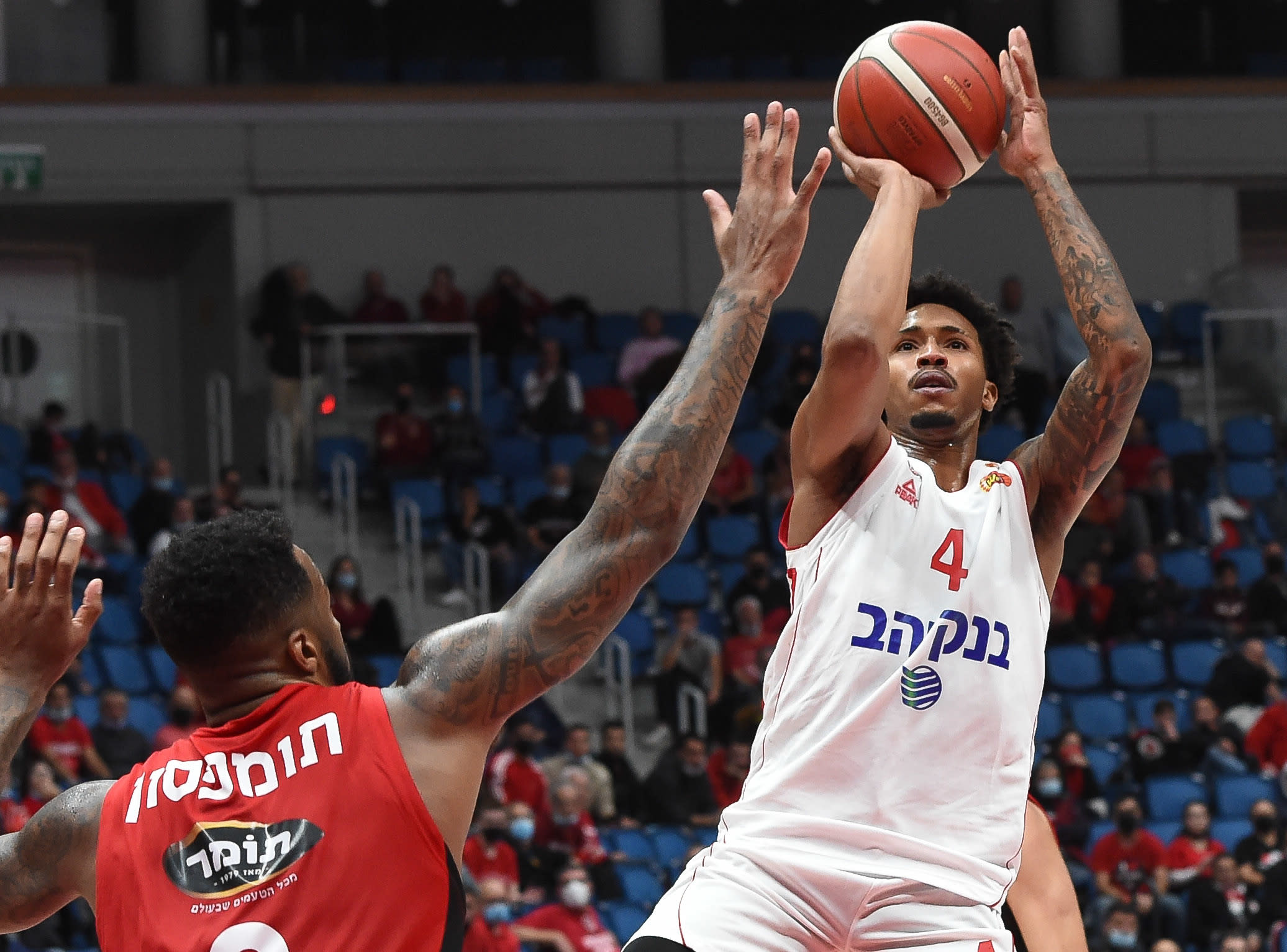 שחקן הפועל ירושלים ג'יילן אדמס