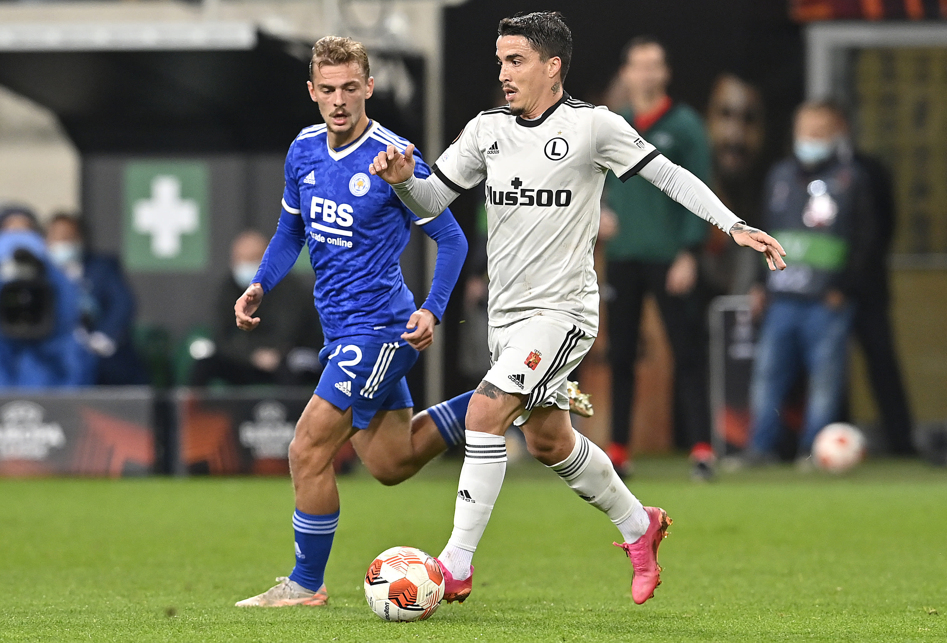 ז'וזואה, קשר לגיה ורשה