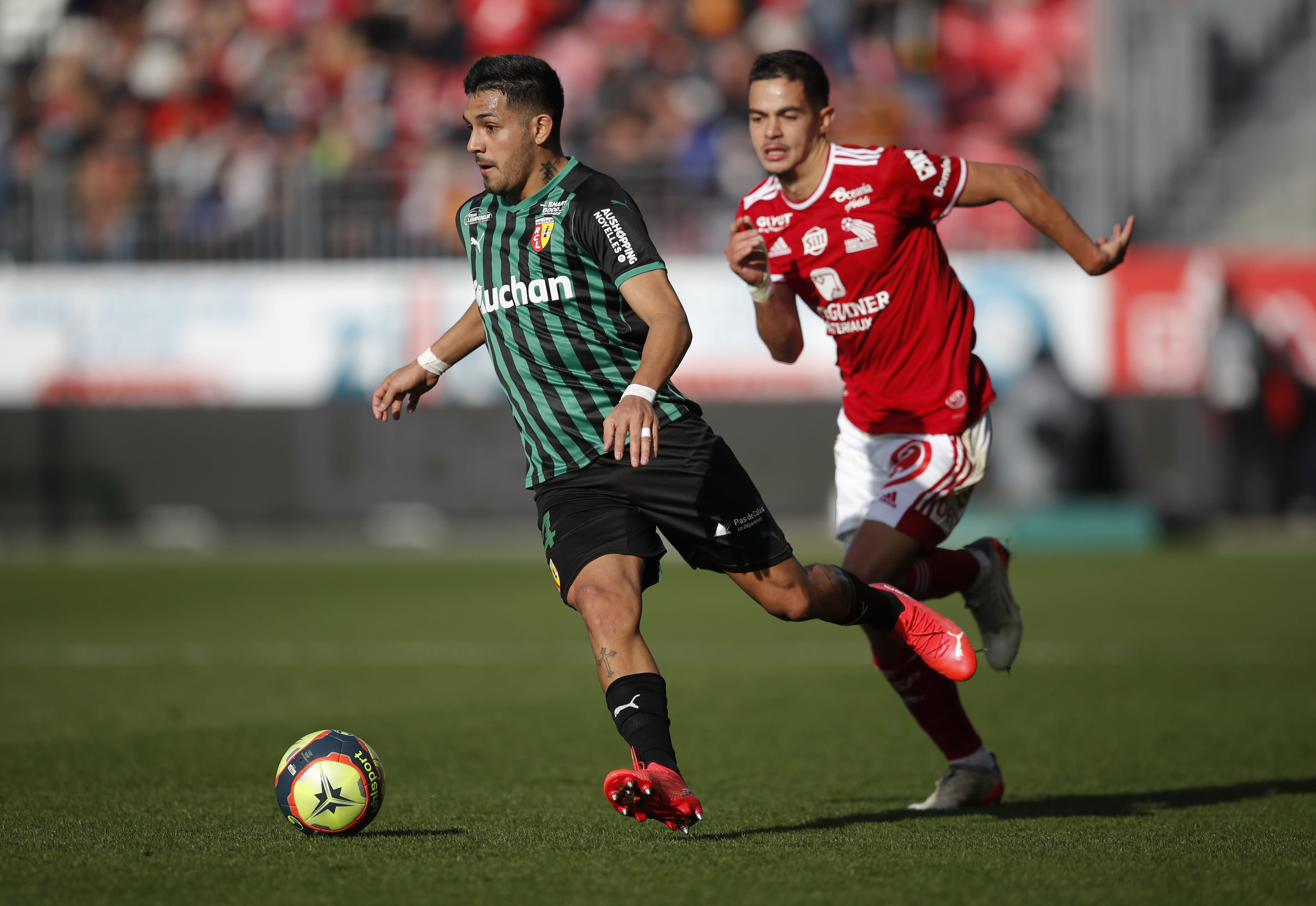 פקונדו מדינה שחקן לאנס