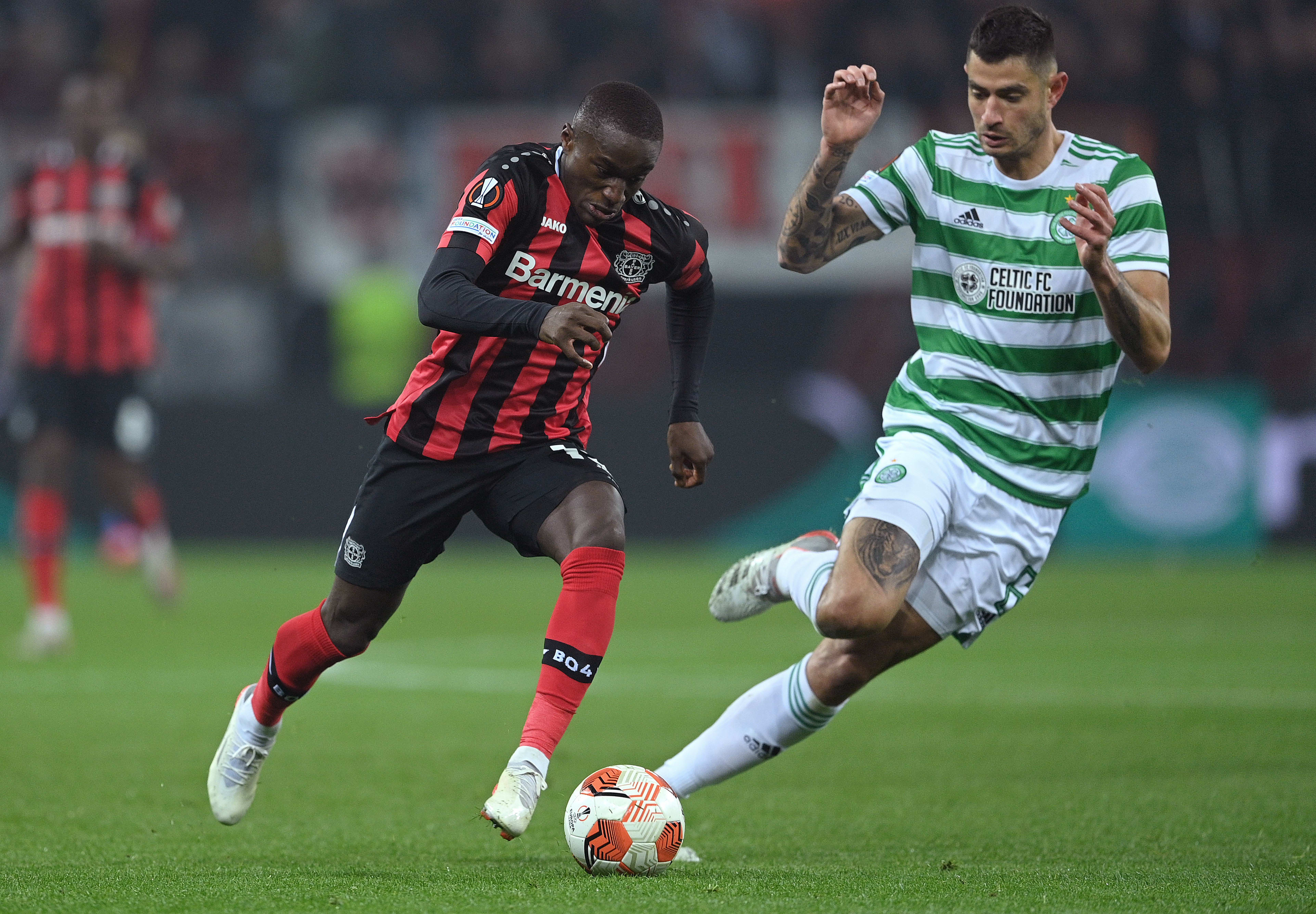 ניר ביטון שחקן סלטיק מול מוסא דיאבי שחקן באייר לברקוזן