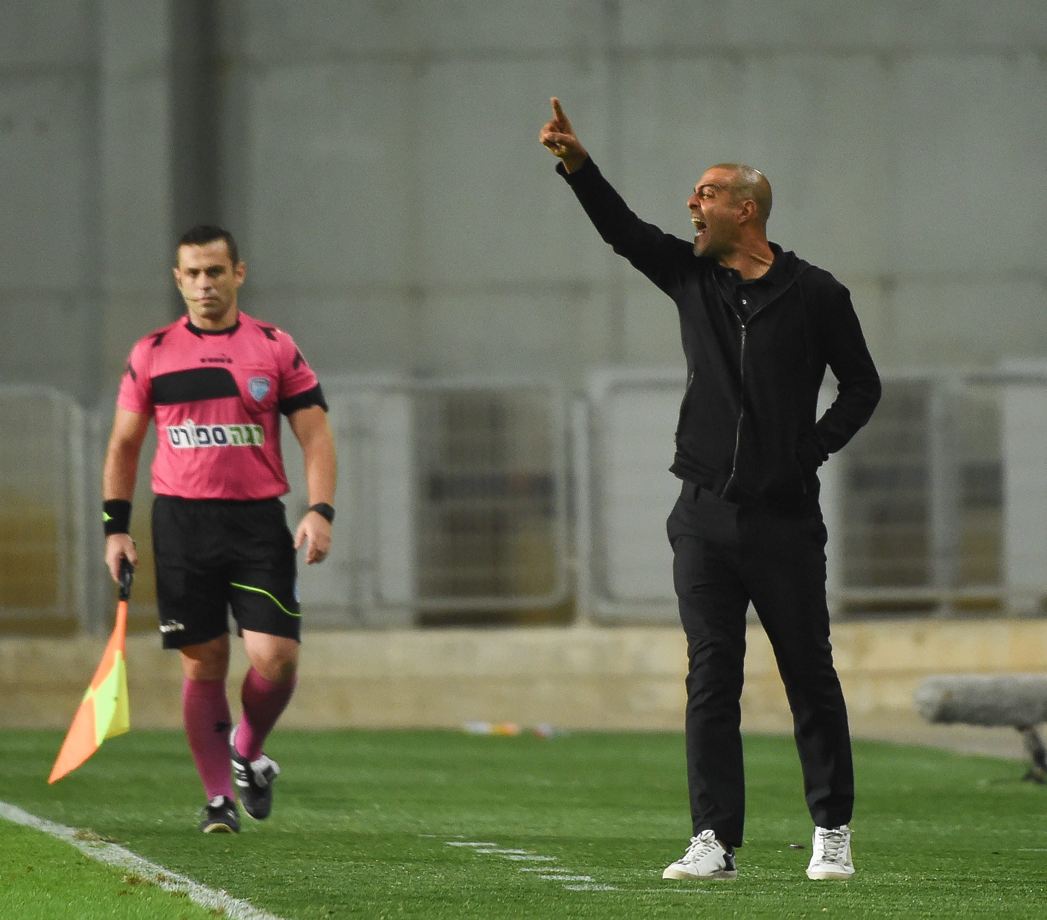 מאמן מכבי פתח תקוה, גיא לוזון