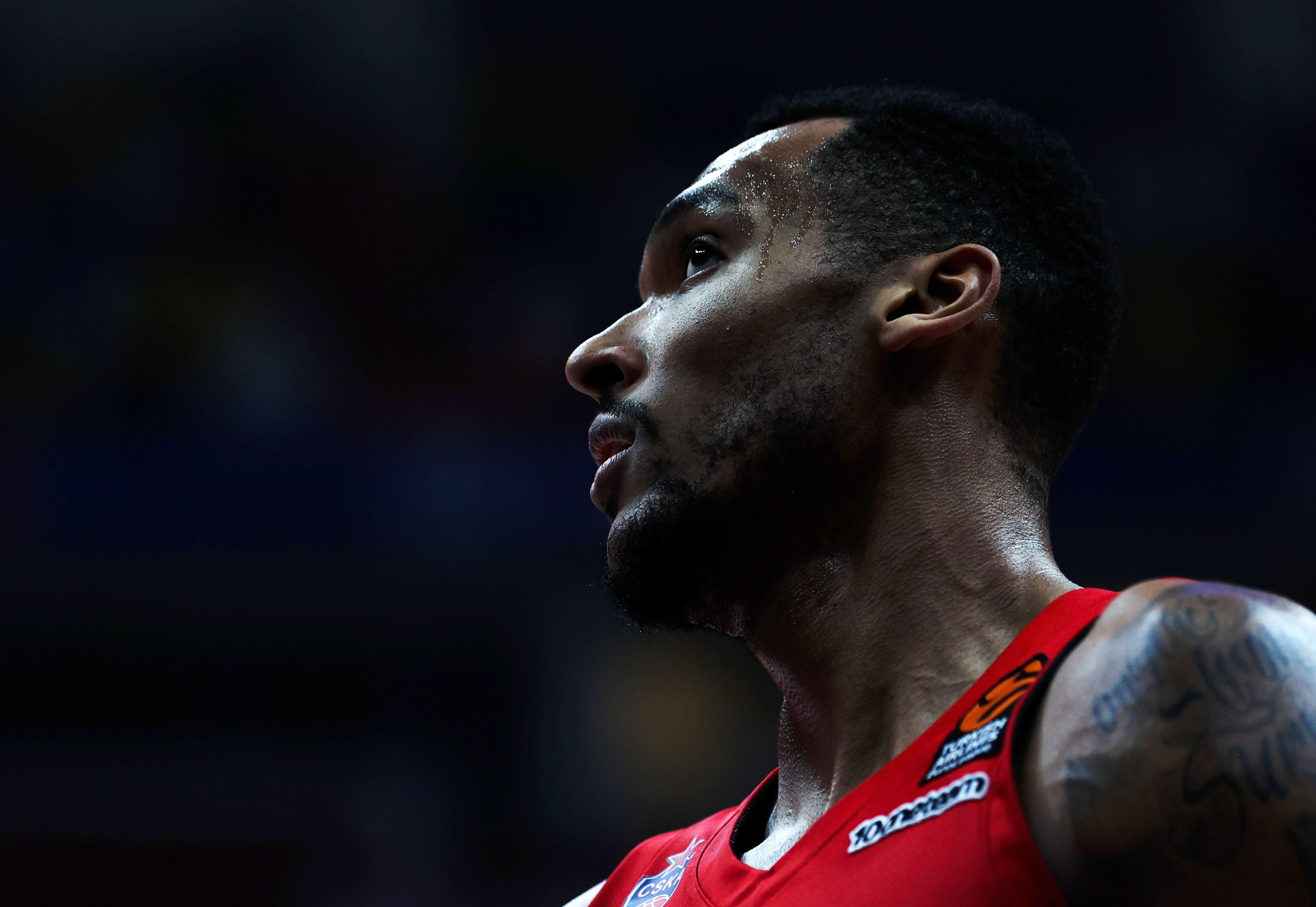 ג'ואל בולומבוי שחקן צסק