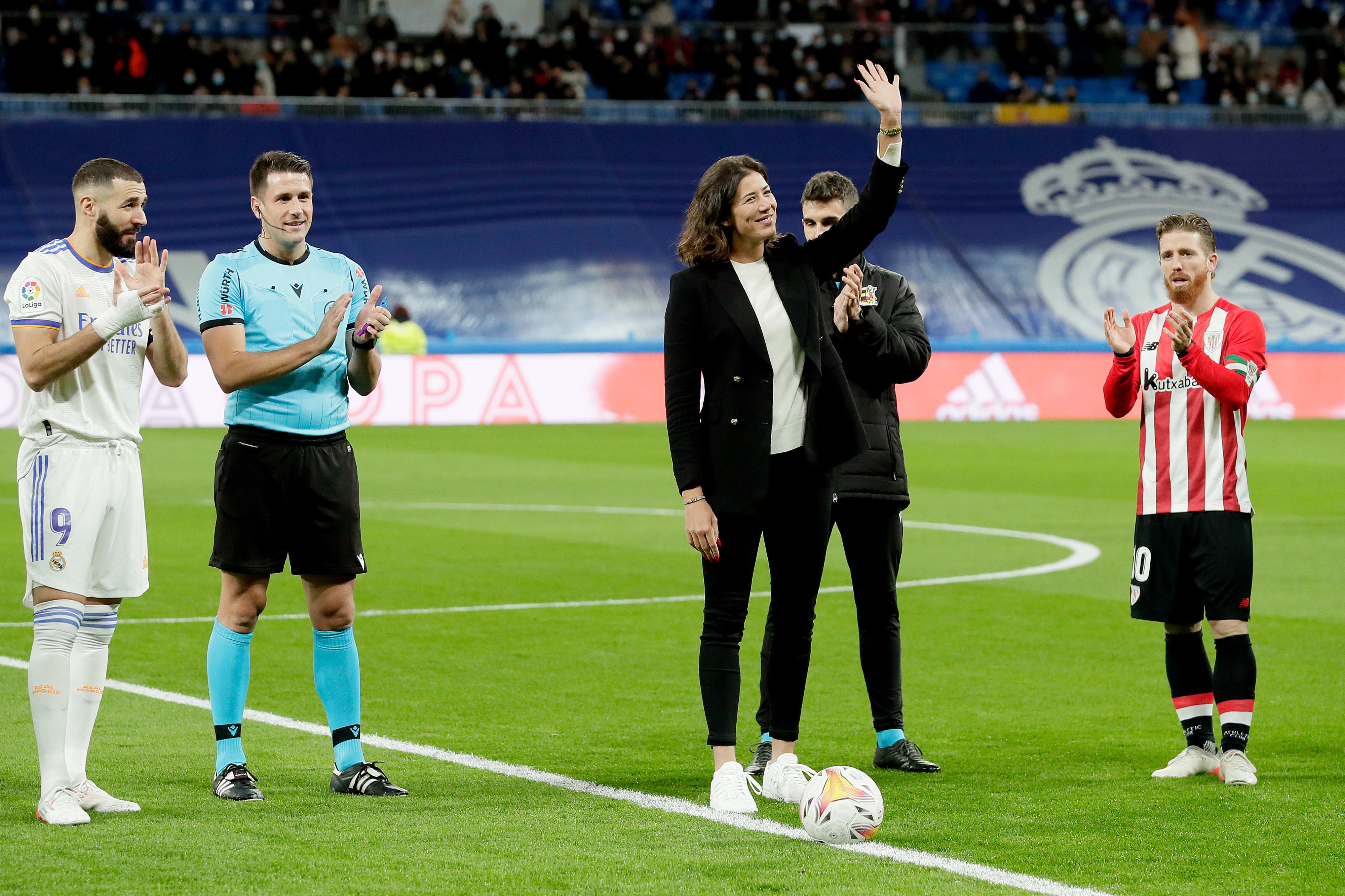 גרבינייה מוגורוסה טניסאית ספרדייה במשחק של ריאל מדריד