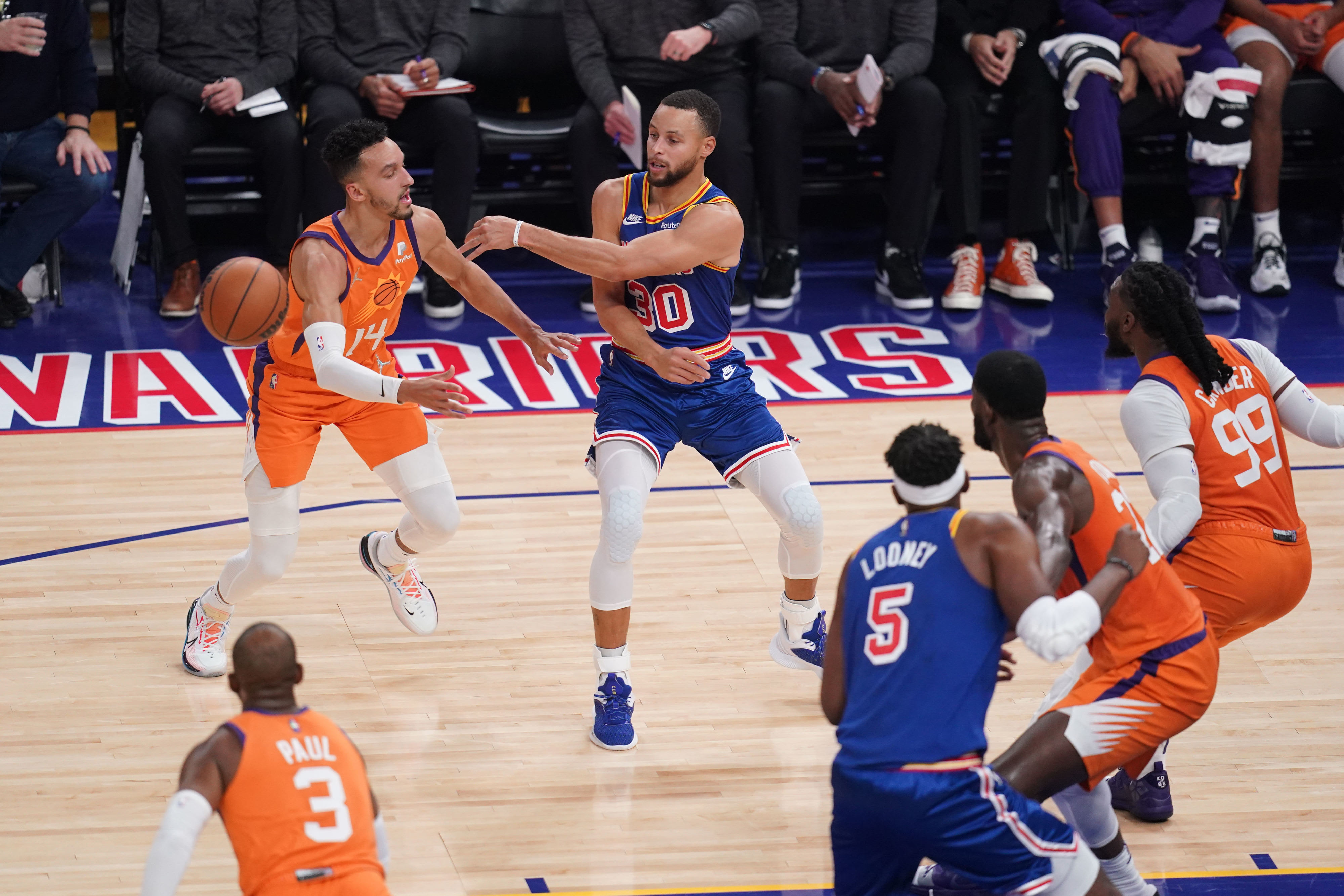 סטפן קרי גולדן סטייט מול פיניקס