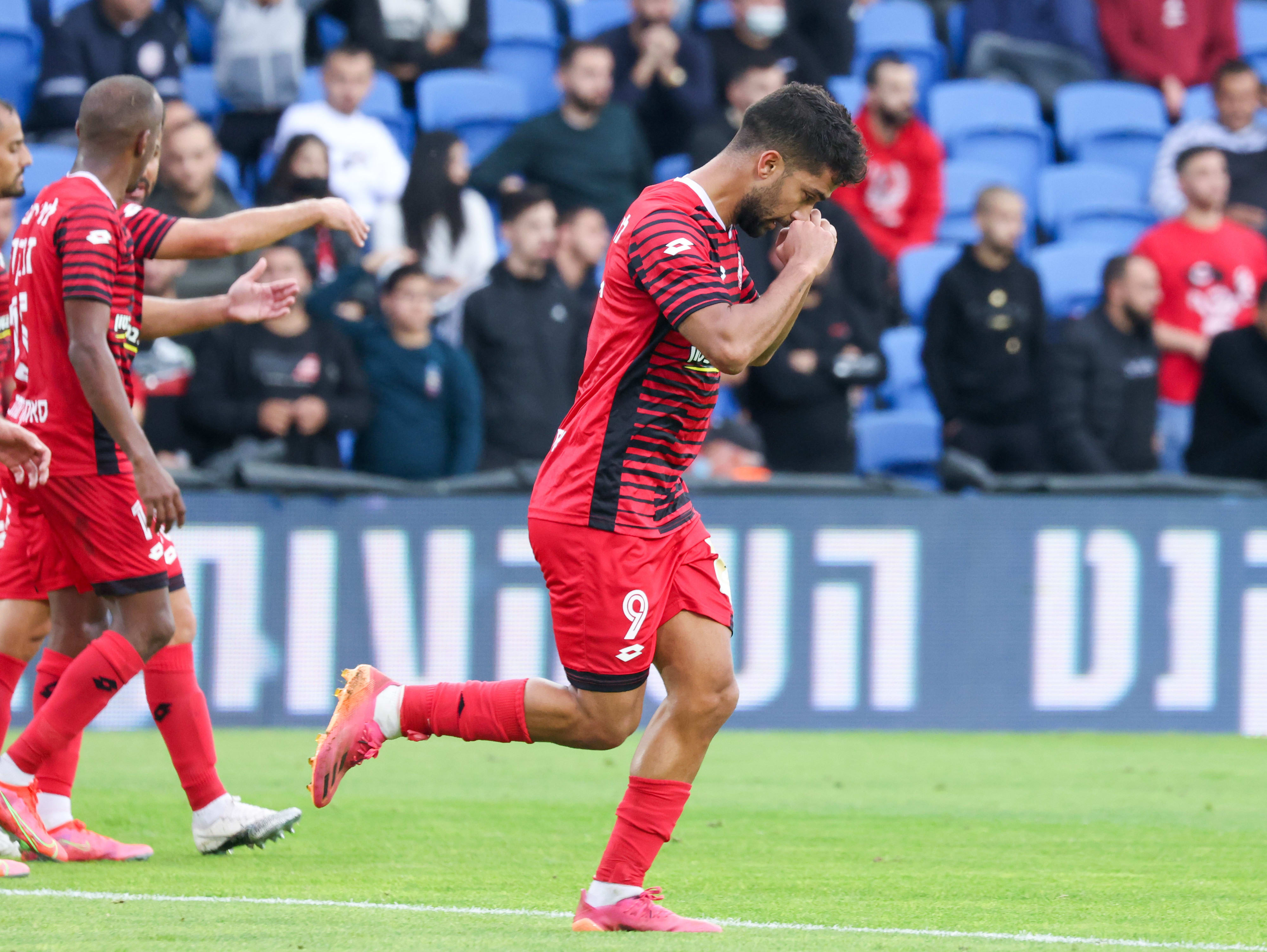 שובל גוזלן שחקן הפועל חדרה חוגג שער