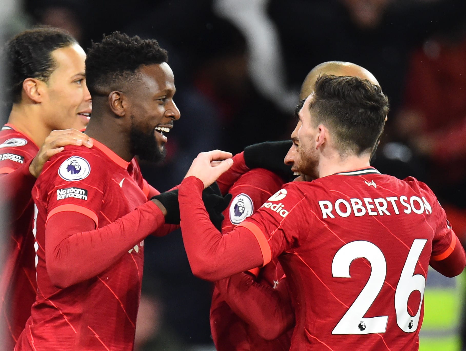 שחקני ליברפול חוגגים עם דיבוק אוריגי