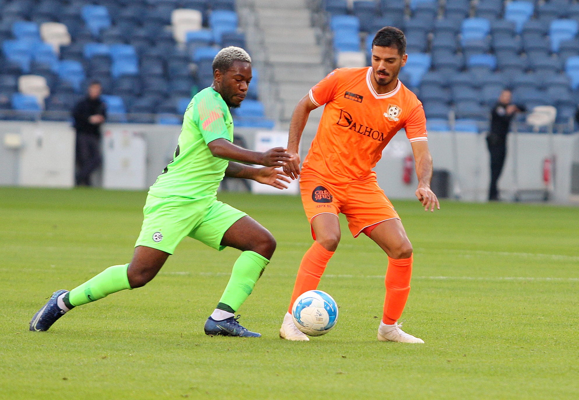 ז'אנדו פוקס, מכבי חיפה, מול אופיר מזרחי, סקציה נס ציונה