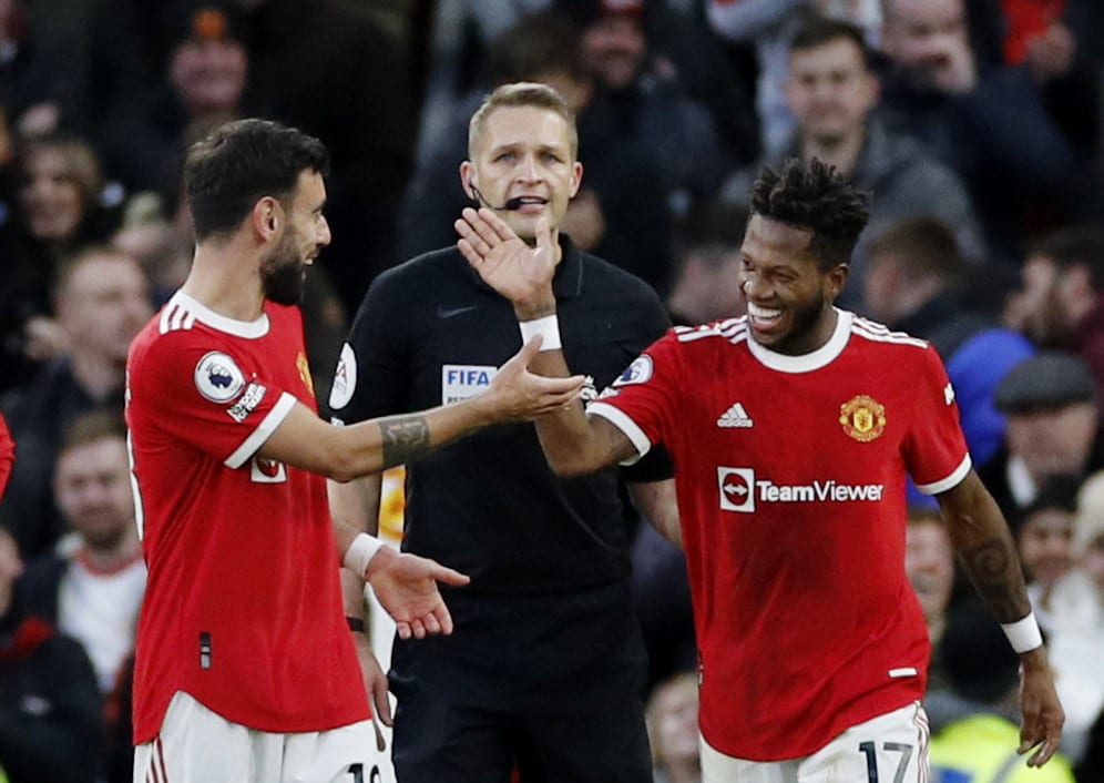 פרד חוגג מנצ'סטר יונייטד עם ברונו פרננדש