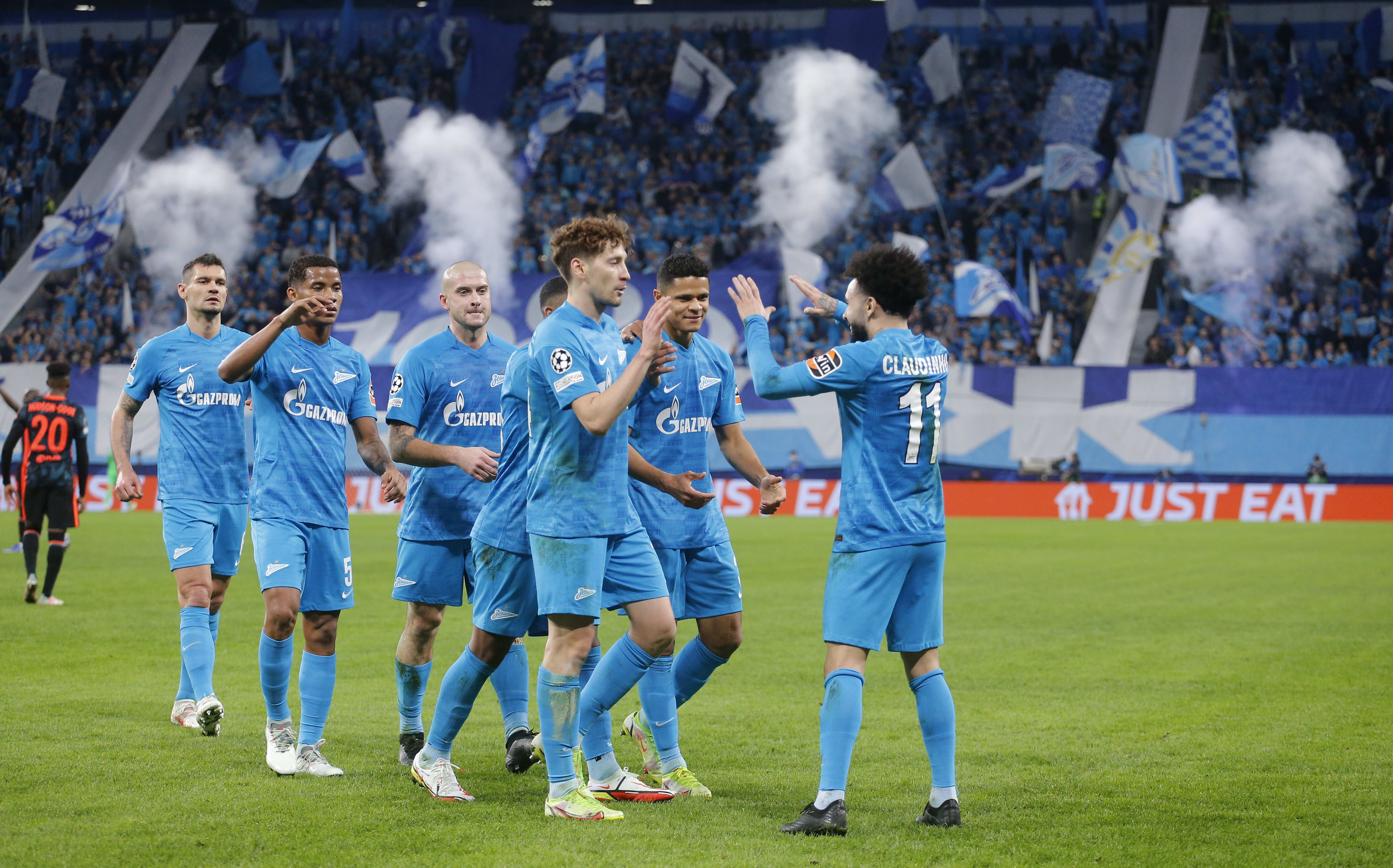 שחקני זניט חוגגים