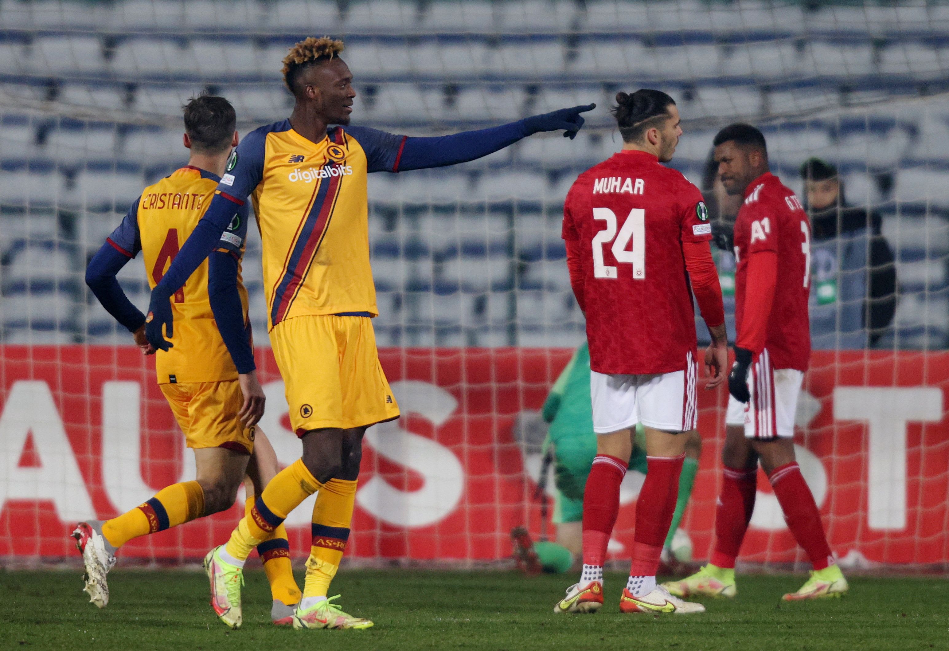 טמי אברהם שחקן רומא