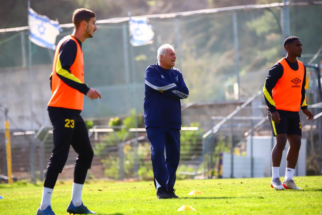 יוסי מזרחי מאמן בית"ר ירושלים