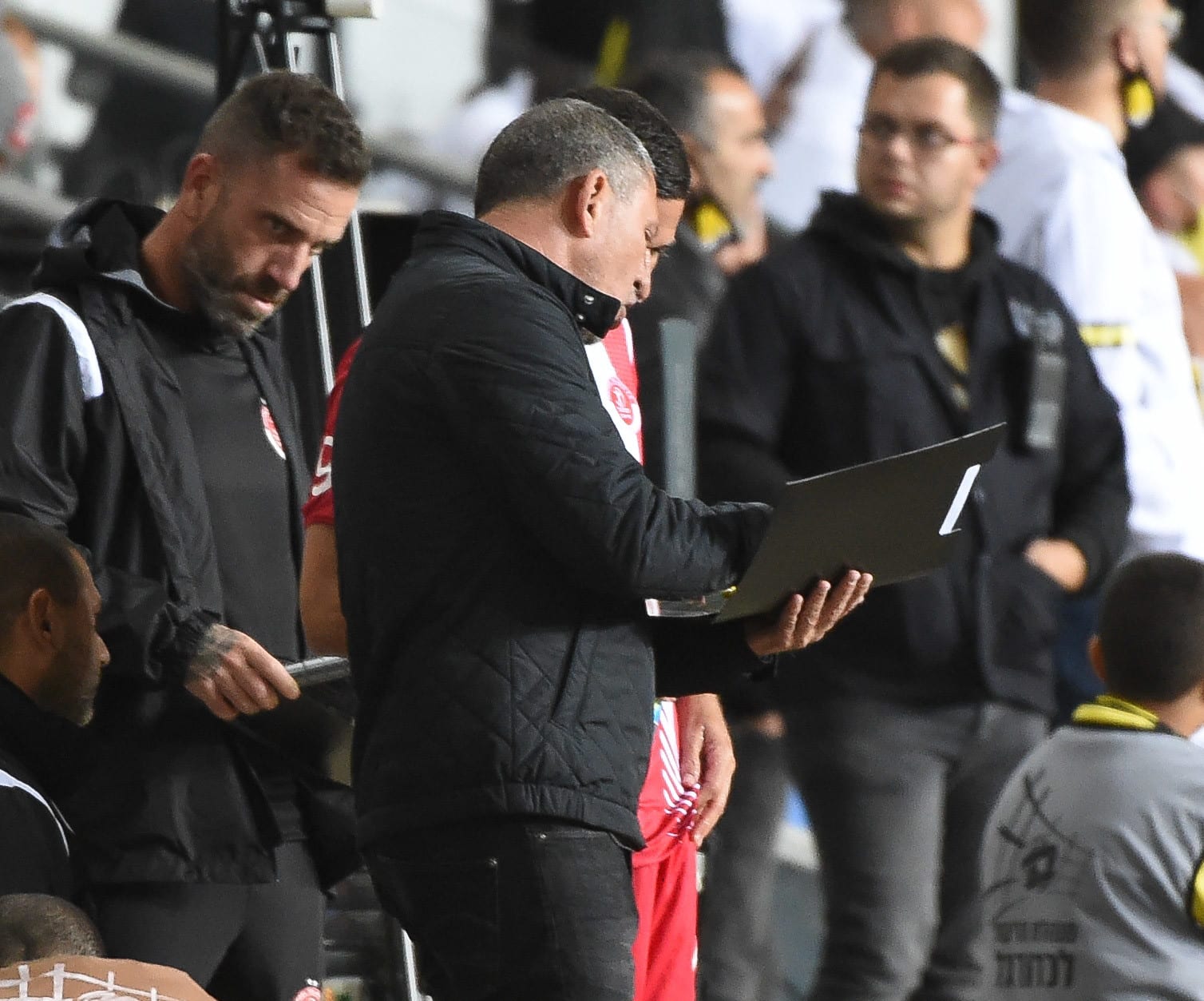 ניר קלינגר מאמן הפועל תל אביב