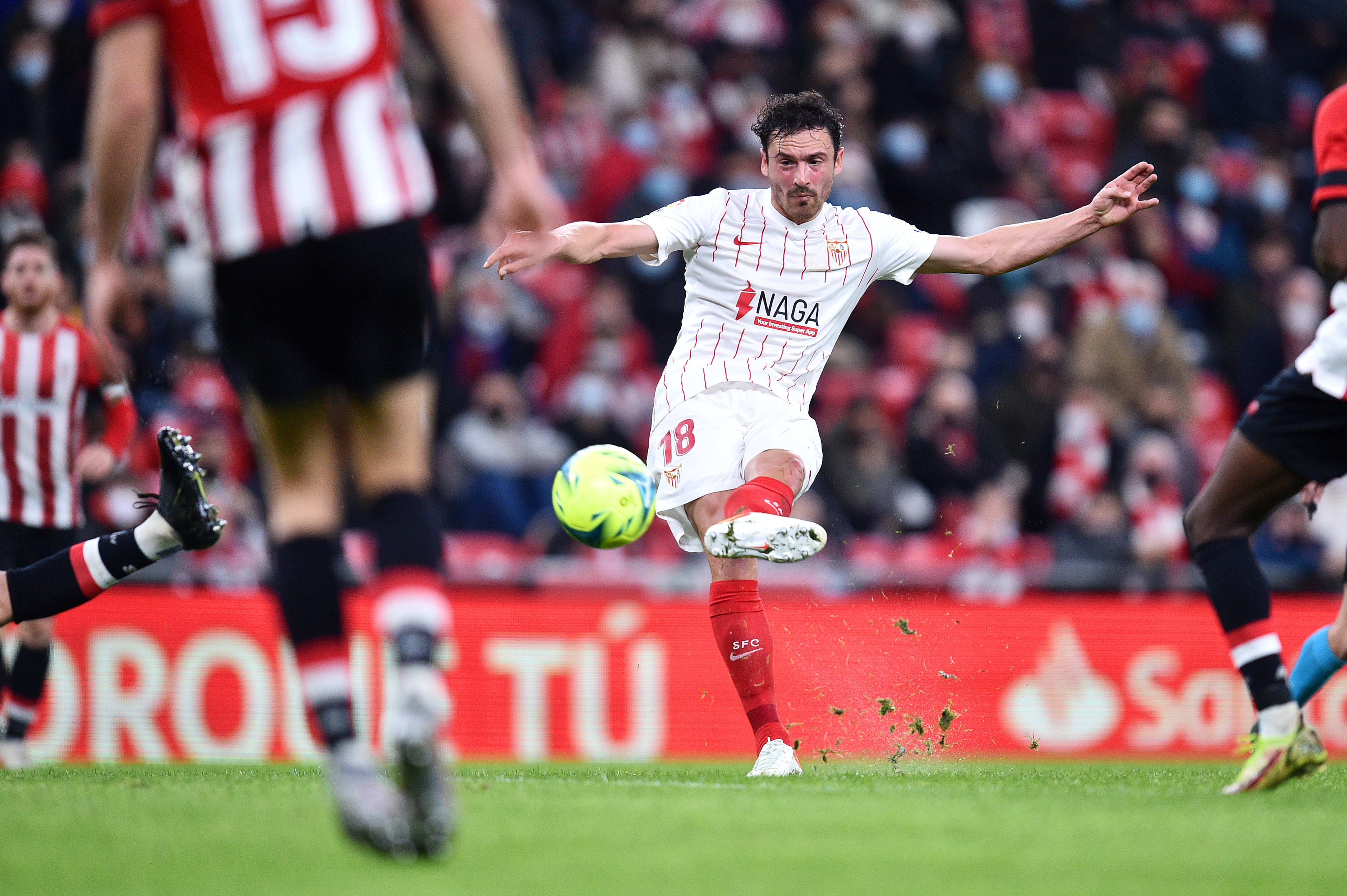 שחקן סביליה תומאס דלייני