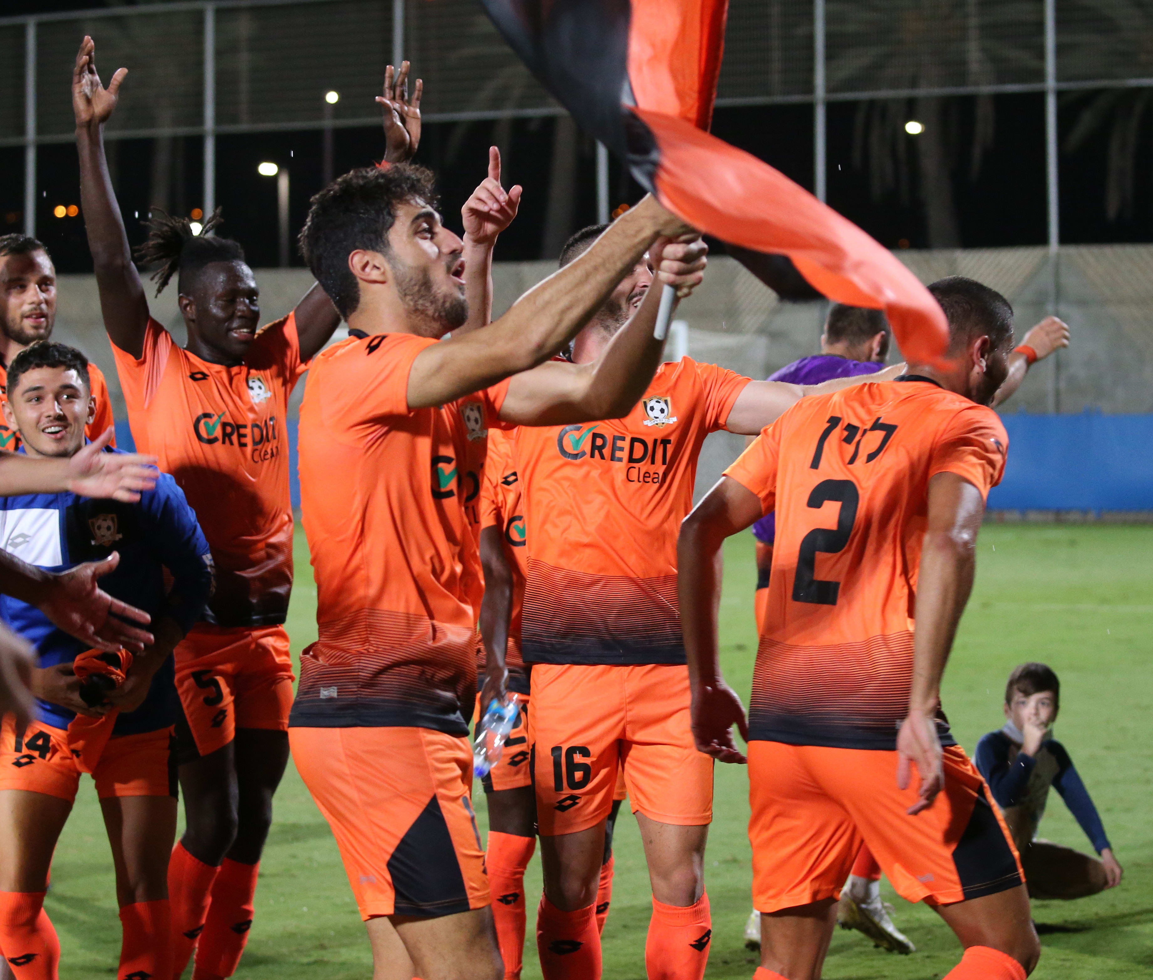 שחקני סקציה נס ציונה חוגגים