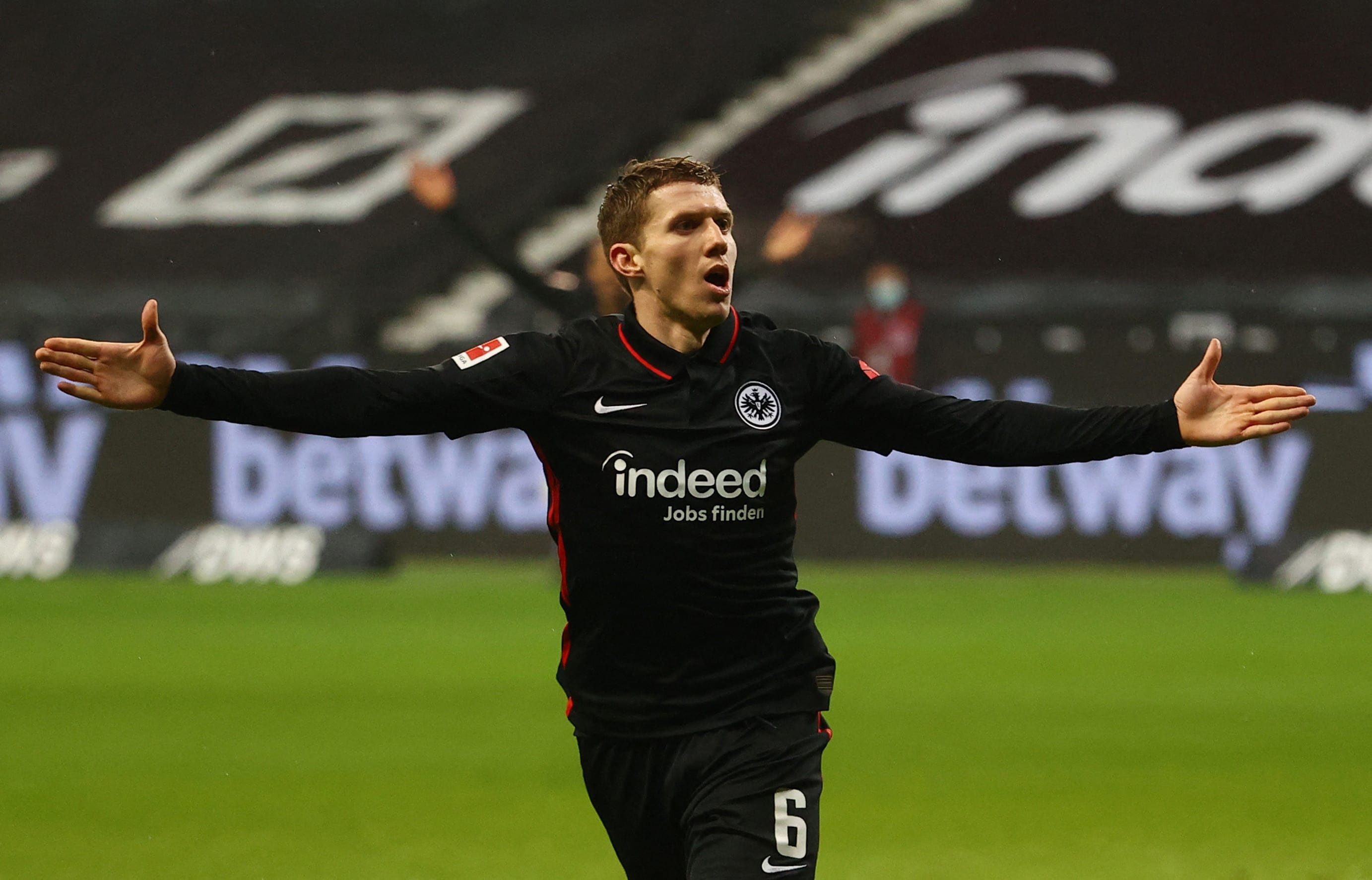 כריסטיאן יאקיץ' שחקן איינטרכט פרנקפורט