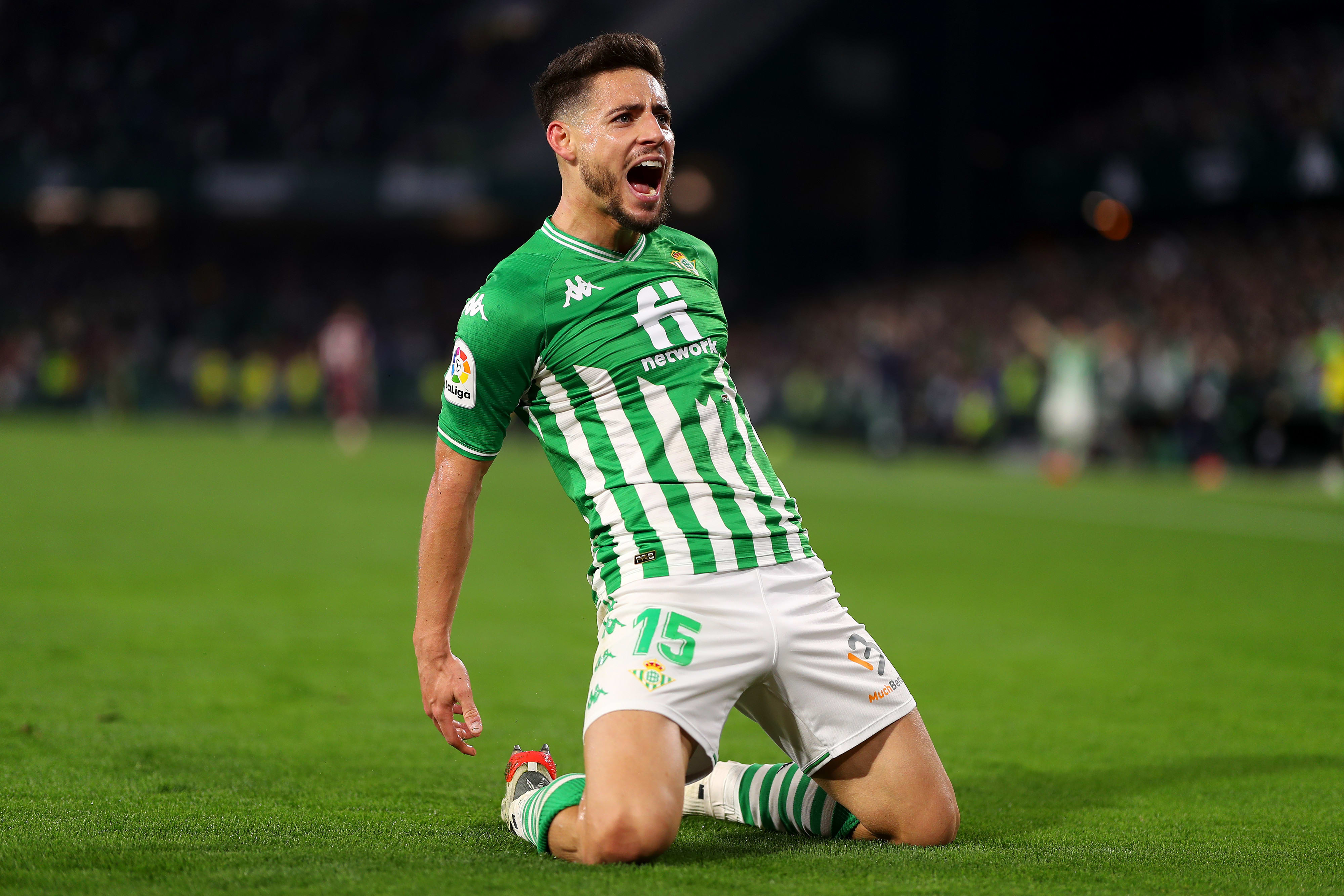 אלכס מורנו שחקן בטיס חוגג שער