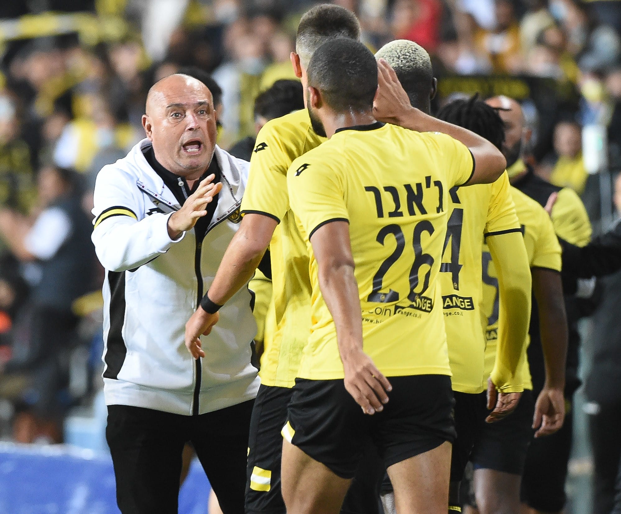 בני לם מאמן מכבי נתניה עם כרם ג'אבר