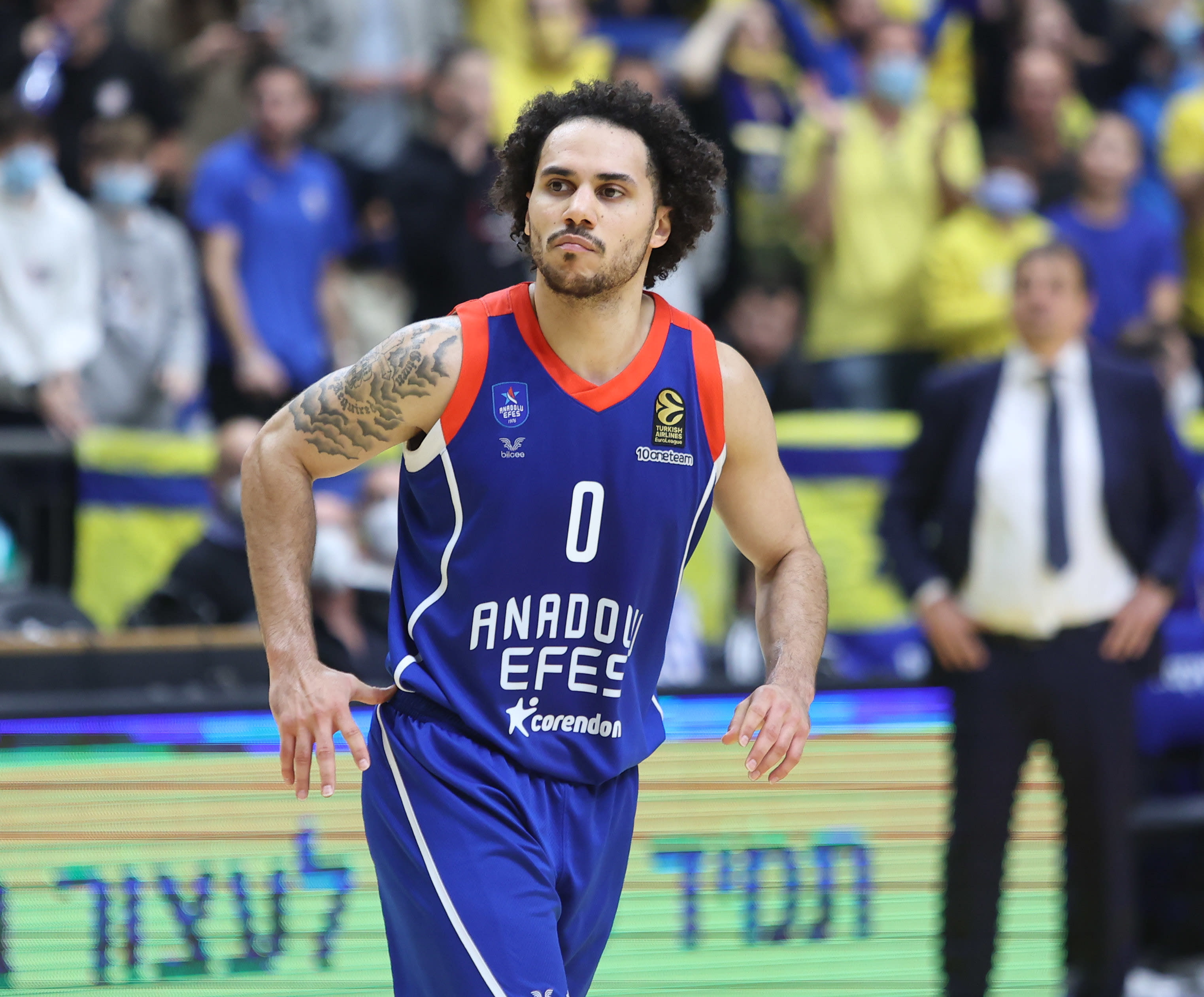 שחקן אנאדולו אפס שיין לארקין