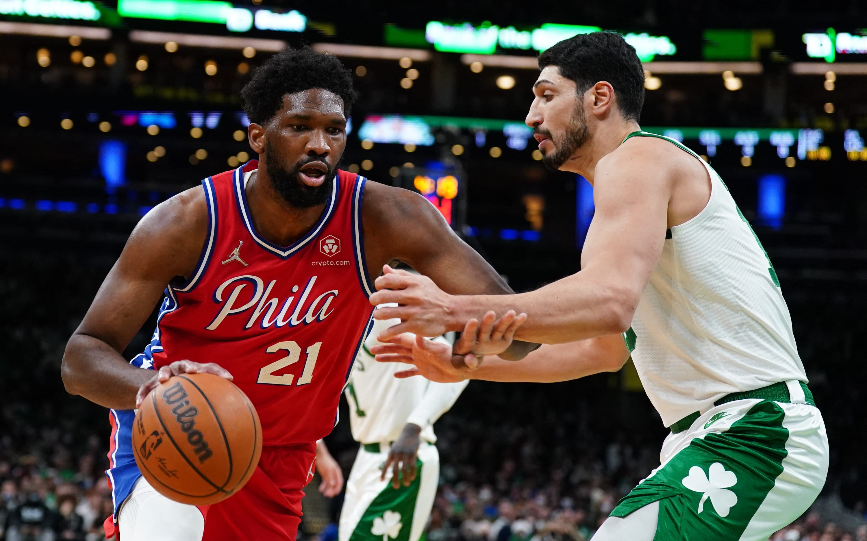 ג'ואל אמביד פילדלפיה מול בוסטון