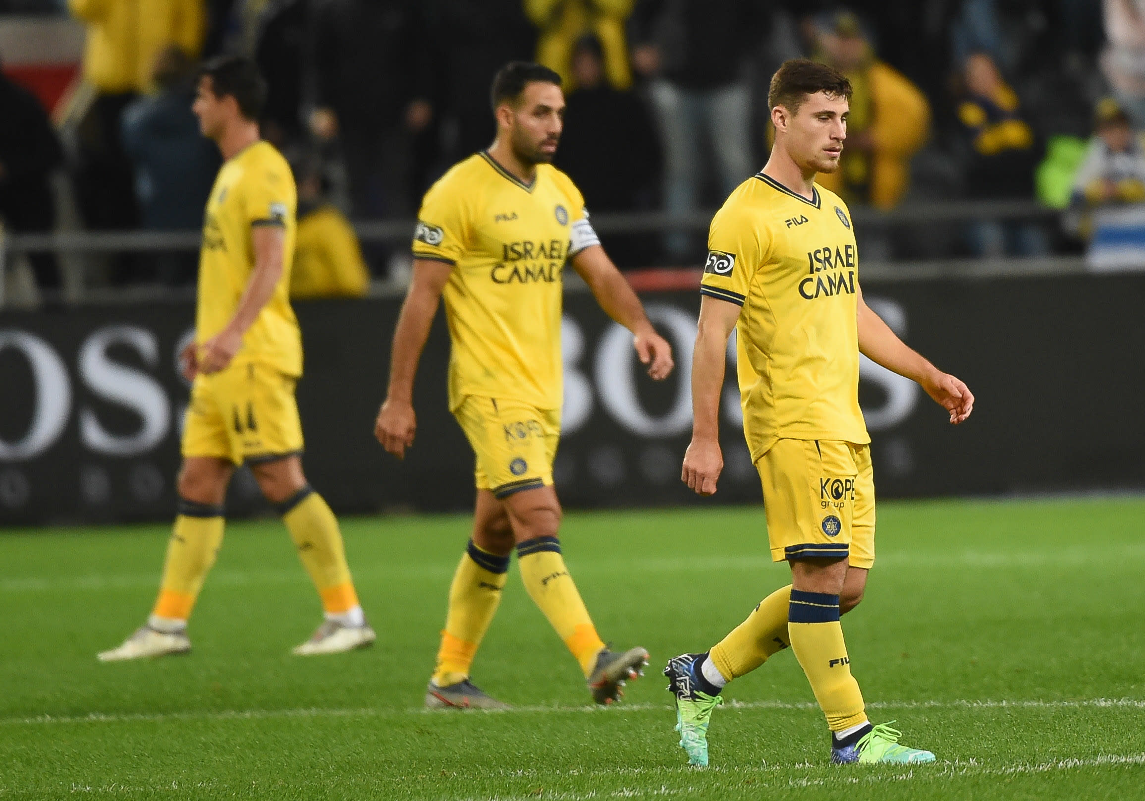 שחקני מכבי תל אביב גבי קניקובסקי, אייל גולסה מאוכזבים