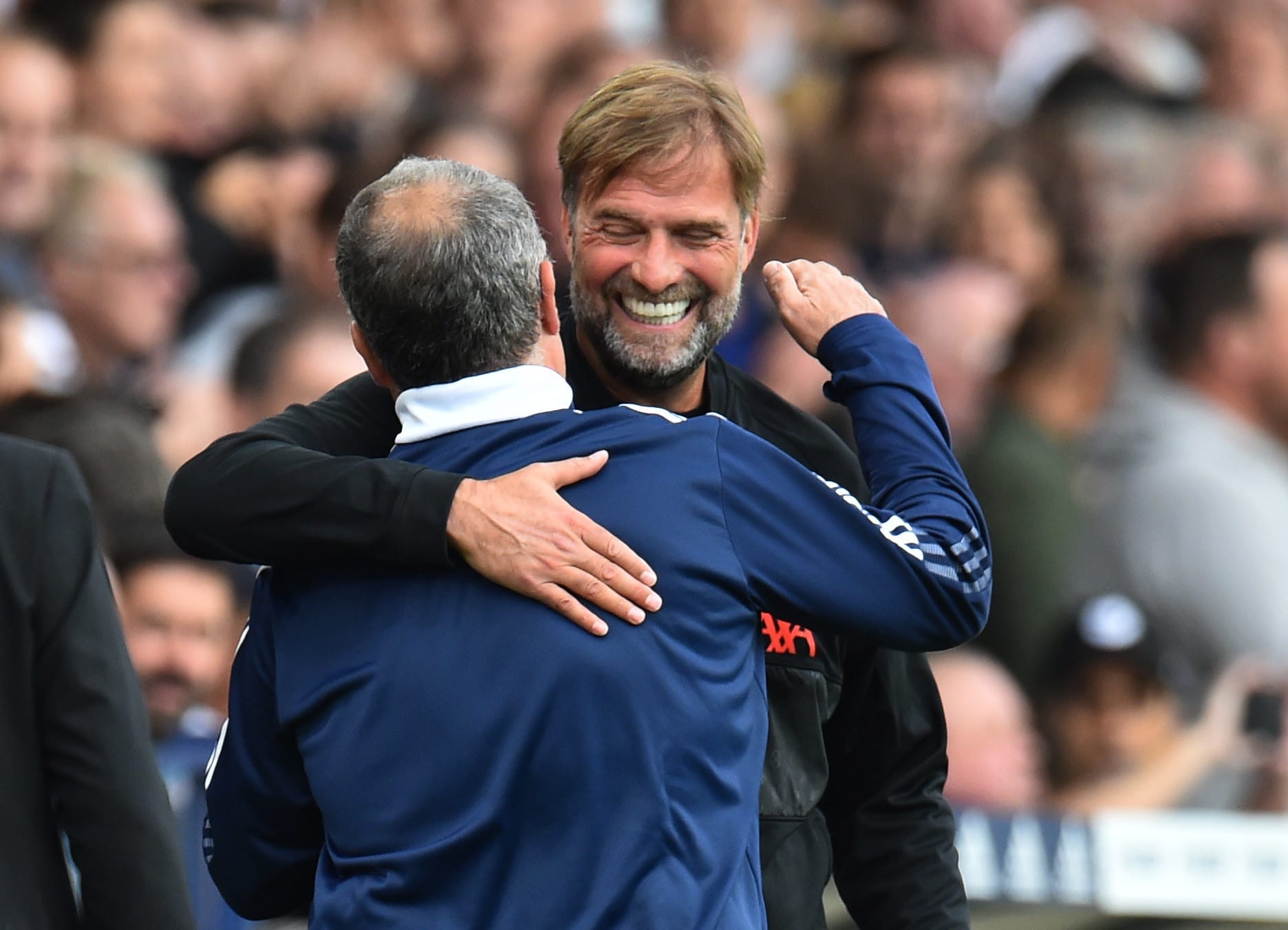 יורגן קלופ מאמן ליברפול עם מרסלו ביילסה מאמן לידס יונייטד