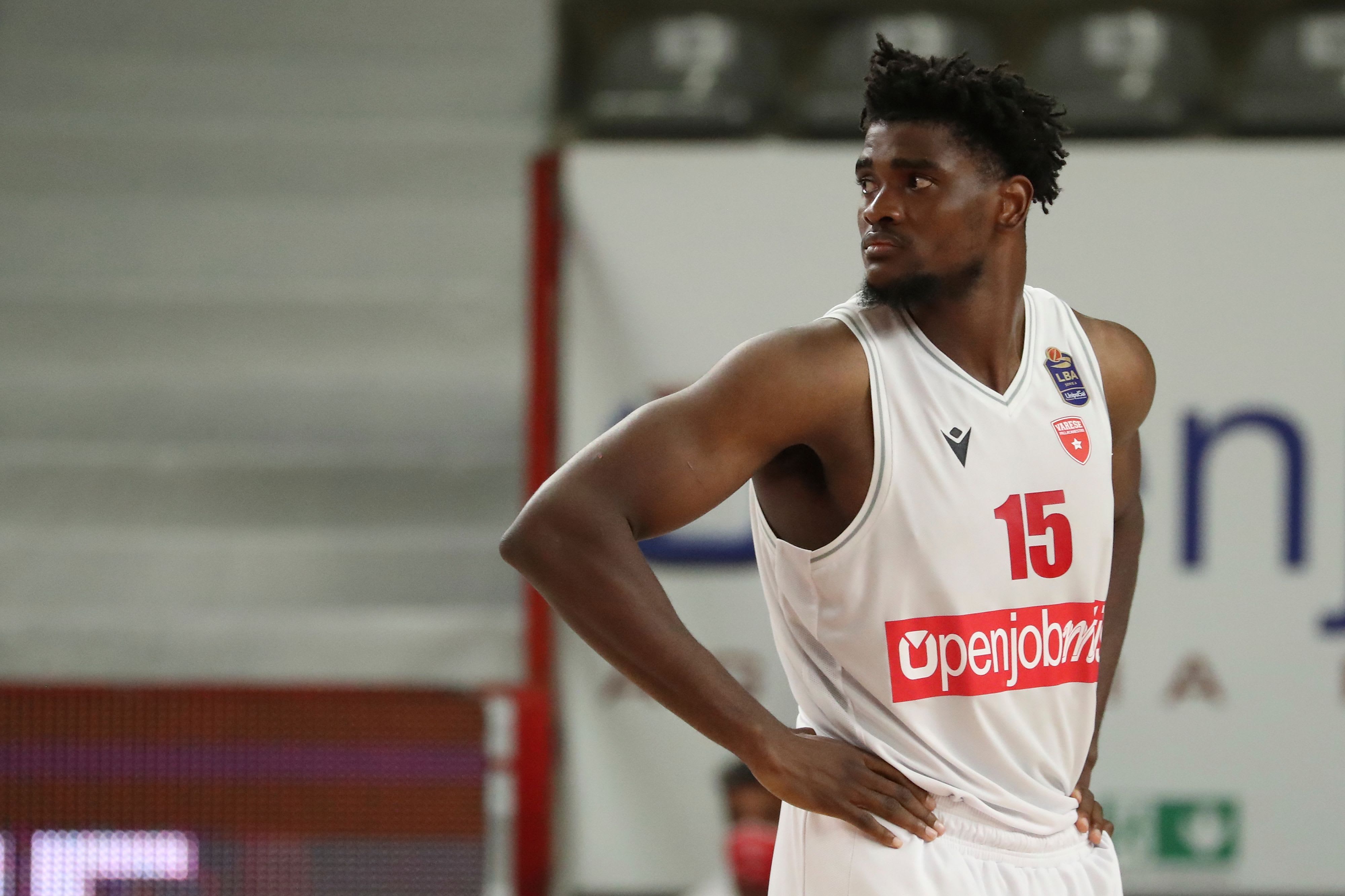 ג'ון אגבונו במדי וארזה