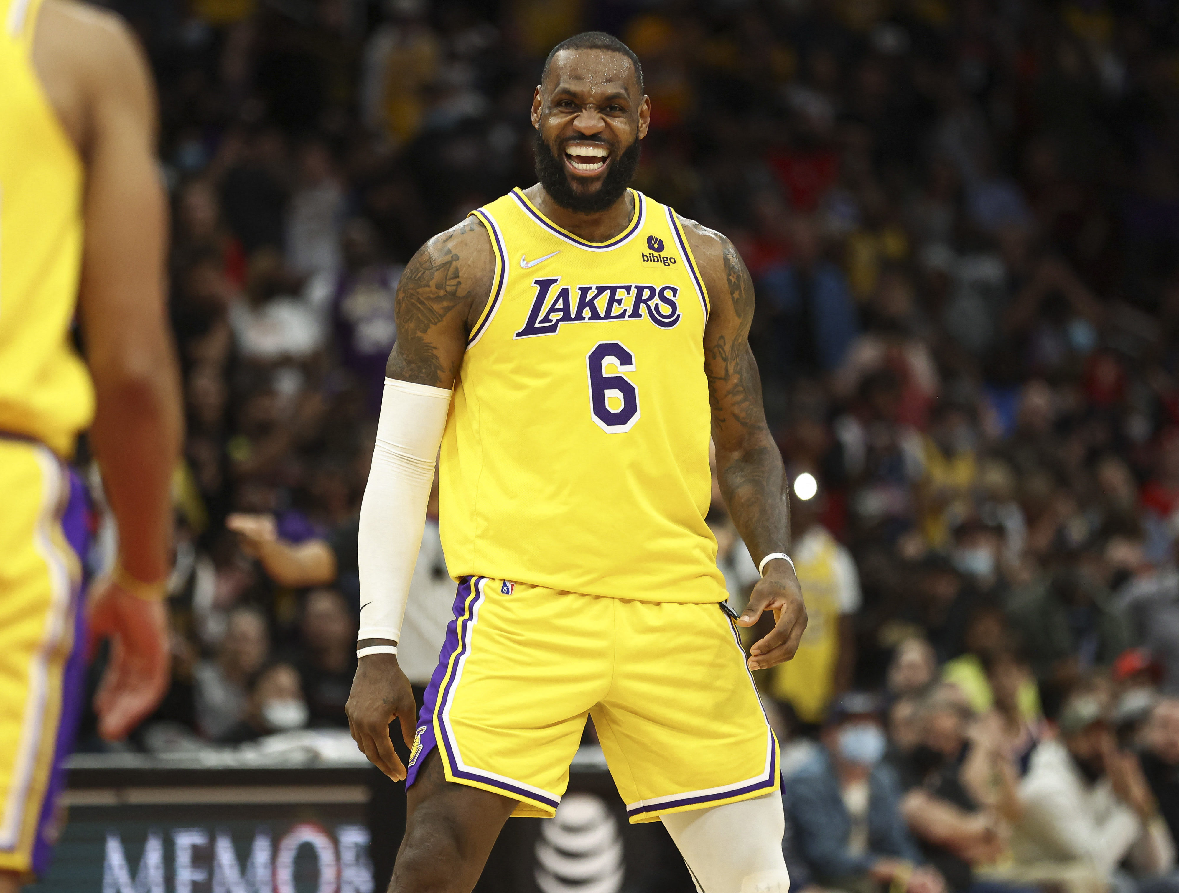 לברון ג'יימס לוס אנג'לס לייקרס