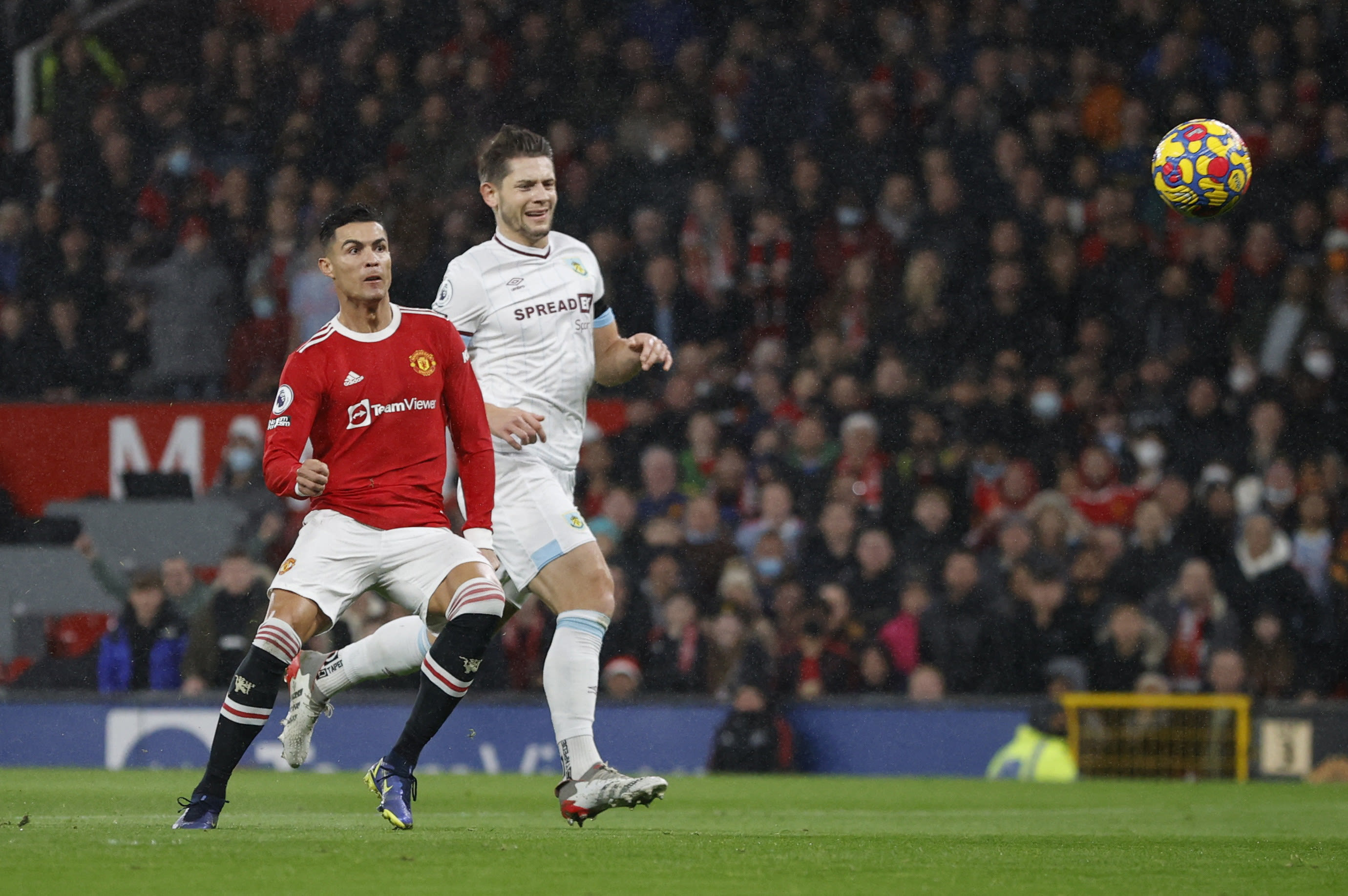 כריסטיאנו רונאלדו שחקן מנצ'סטר יונייטד מול ברנלי