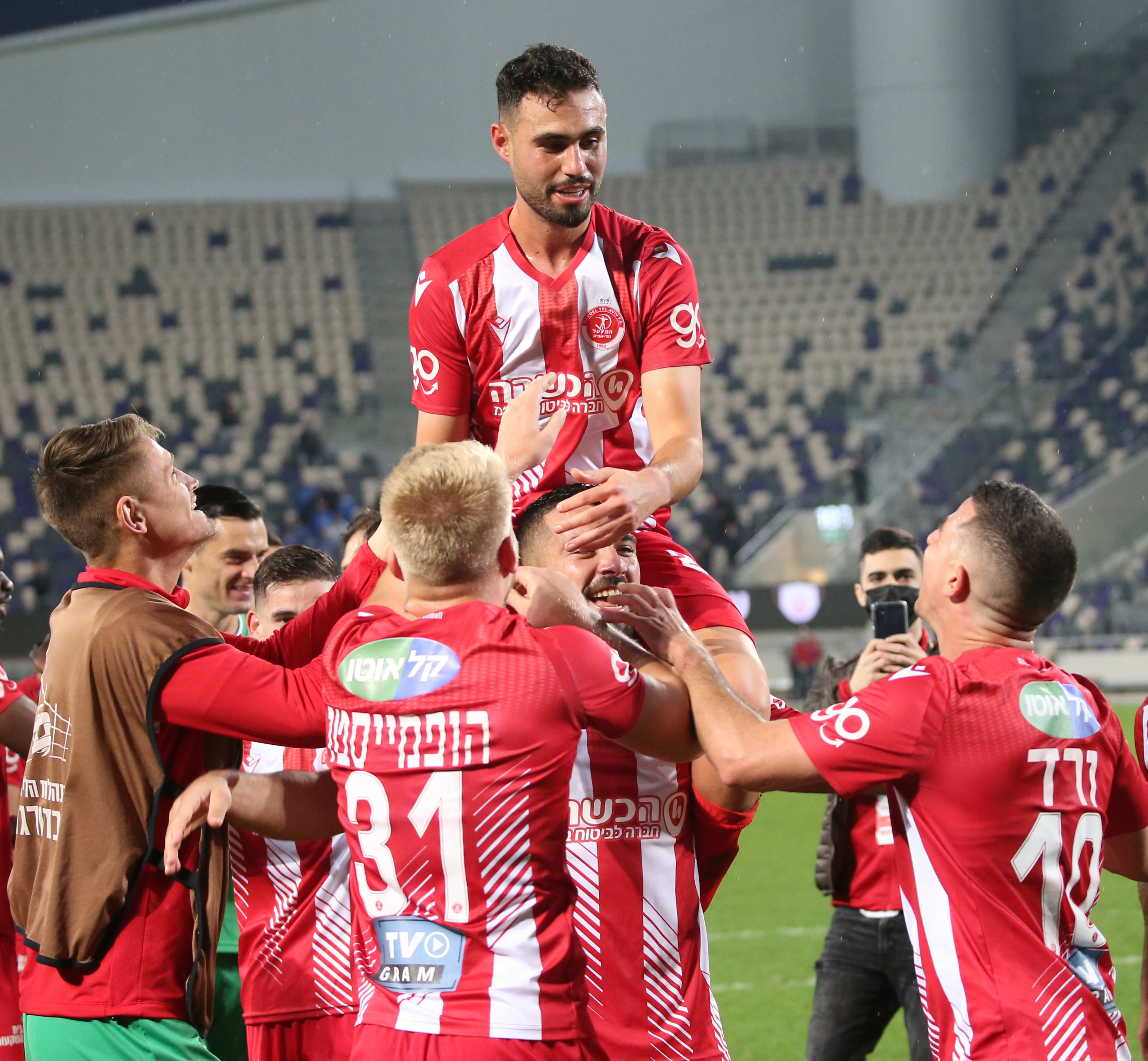 שחקן הפועל תל אביב יואב תומר