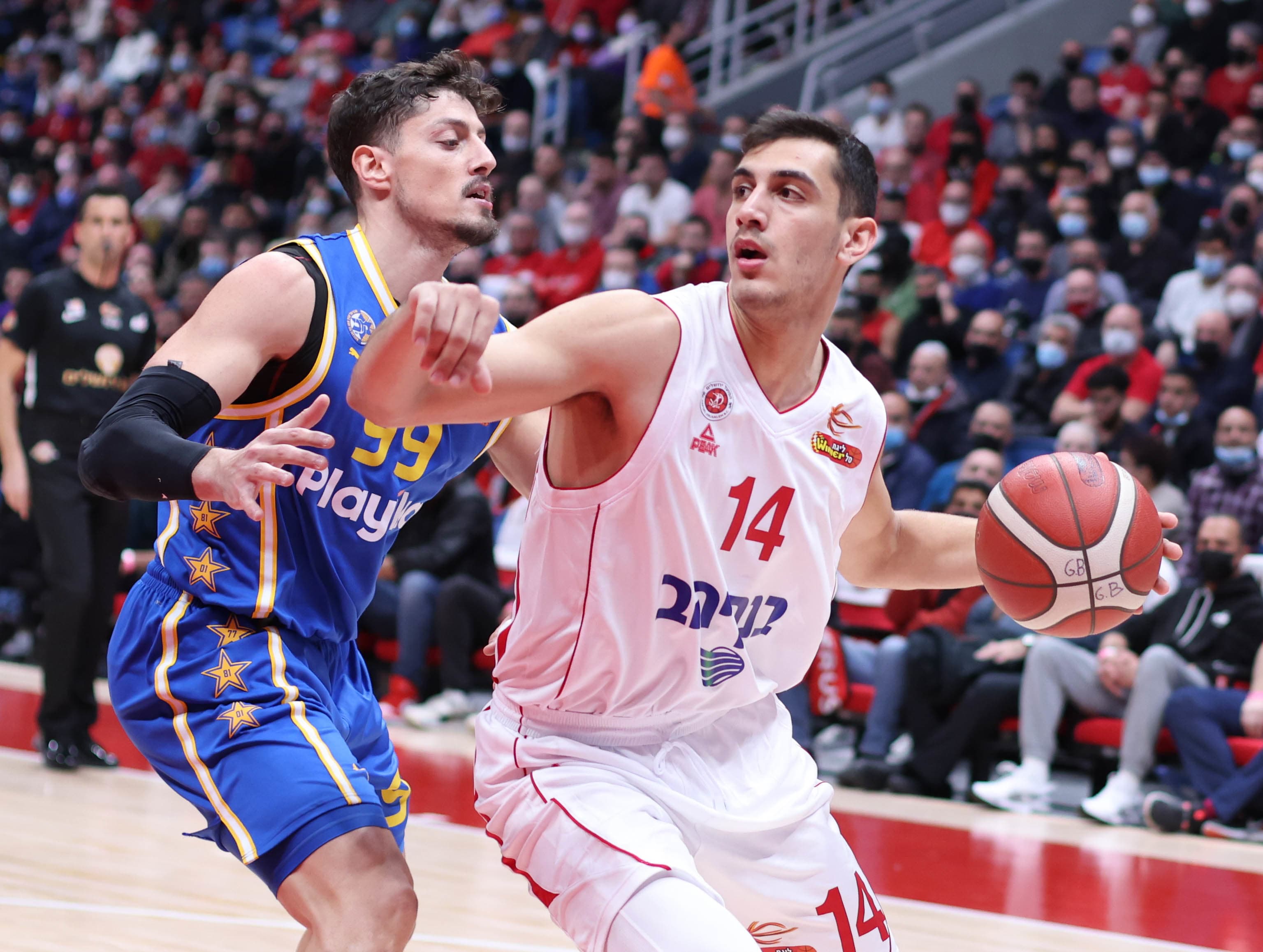 נועם דוברת, הפועל ירושלים מול יפתח זיו, מכבי תל אביב