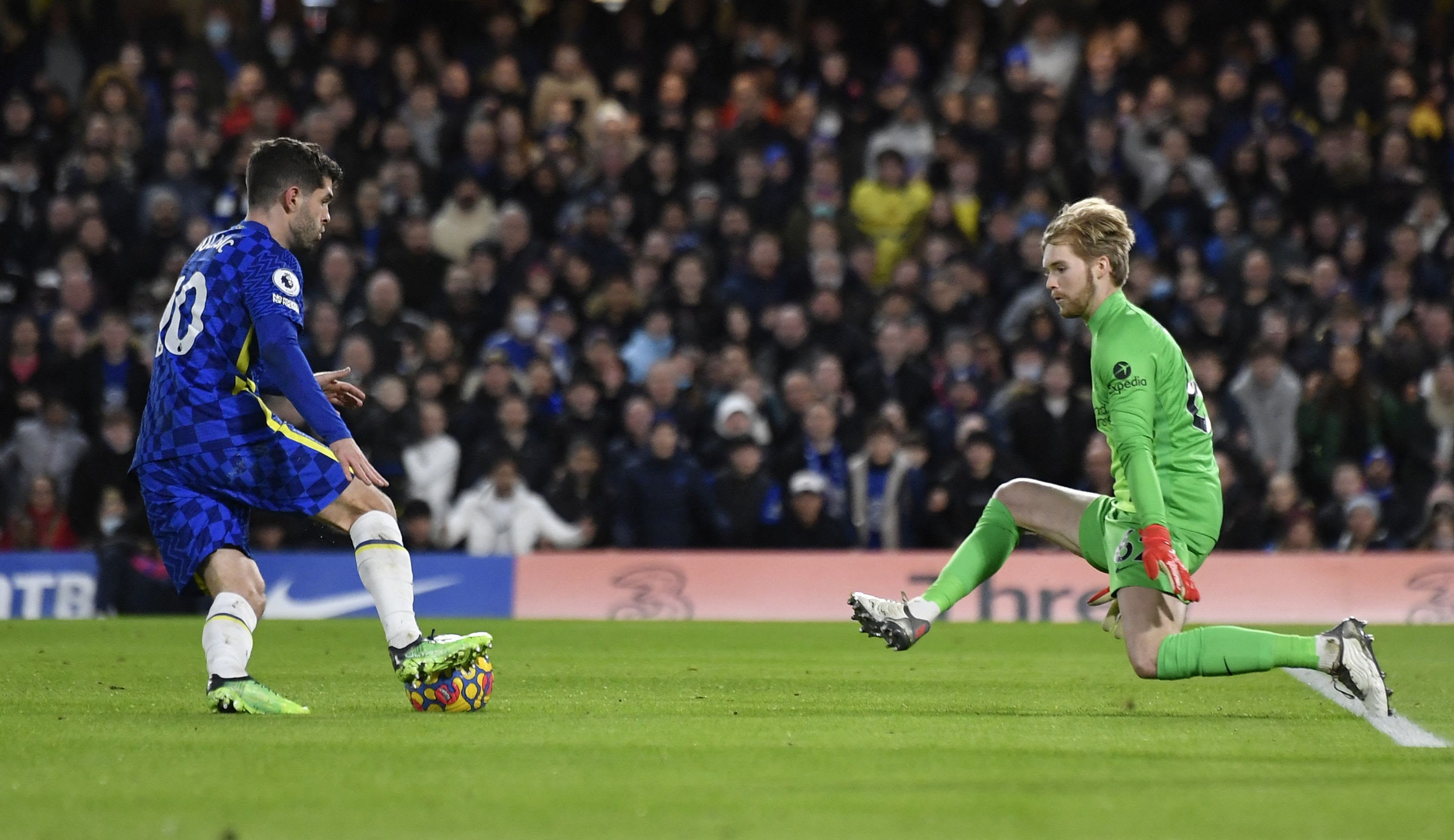 כריסטיאן פוליסיץ' שחקן צ'לסי מול קאוימין קלהר שוער ליברפול