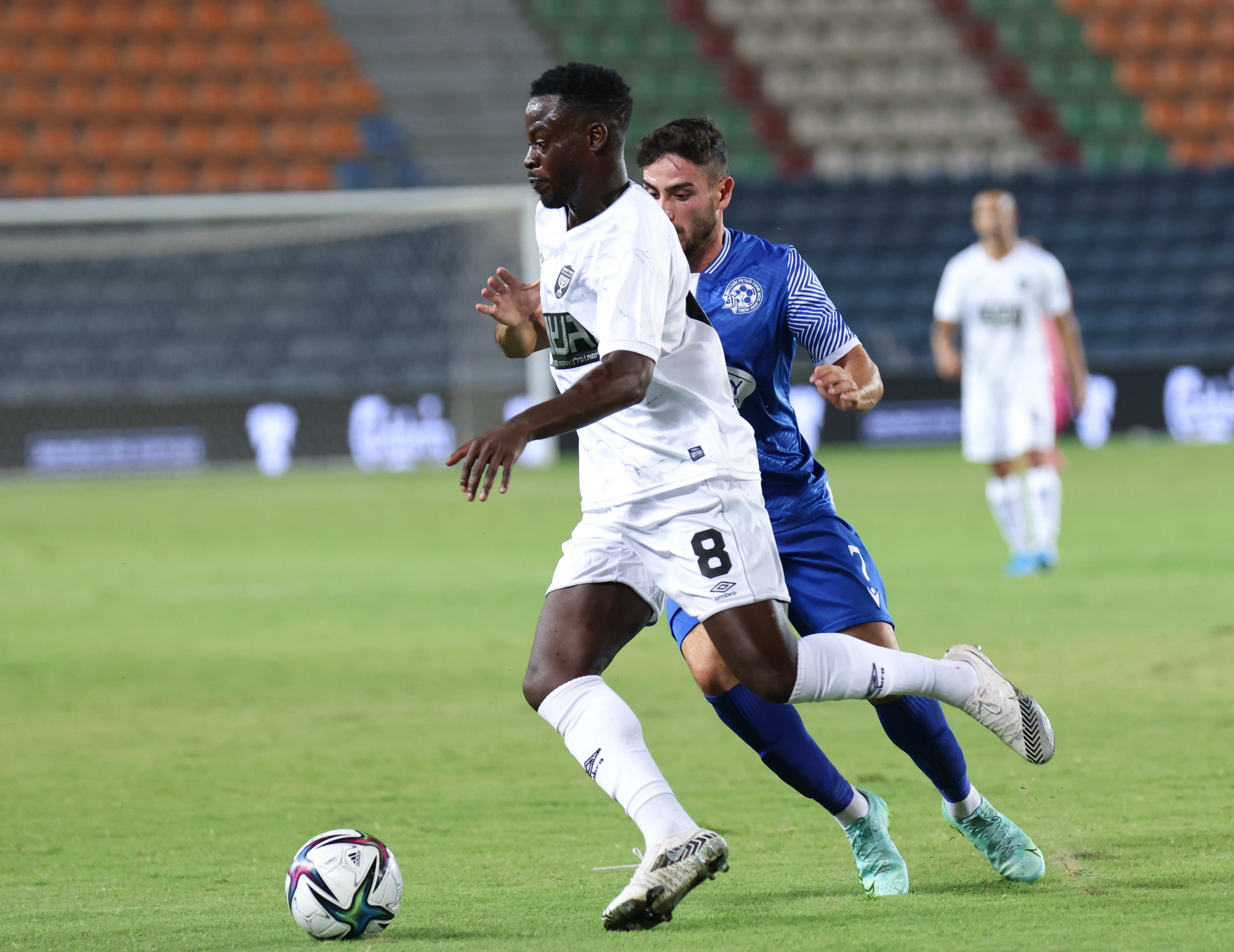 אדווין ג'סי בית