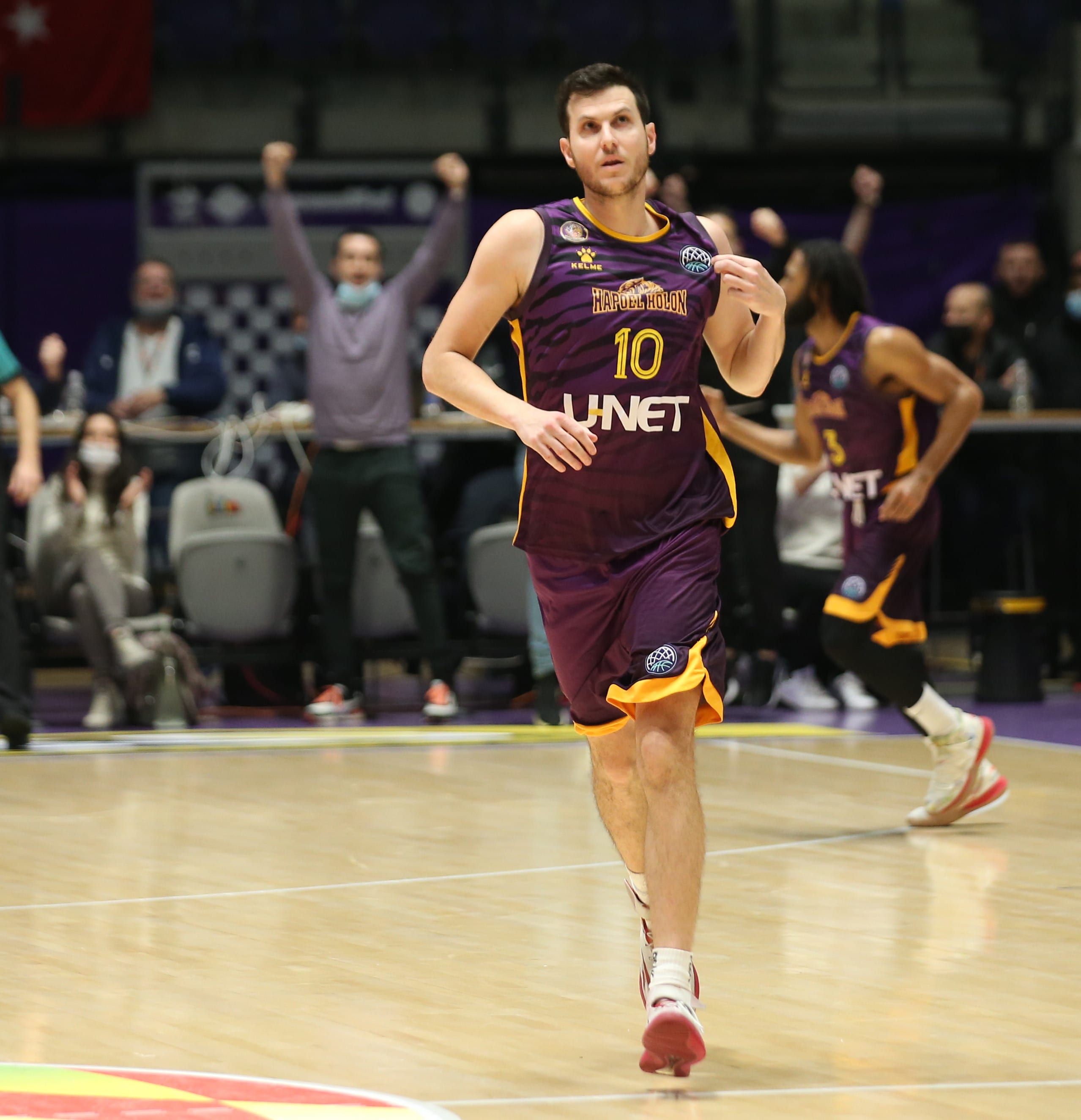 גיא פניני, שחקן הפועל חולון