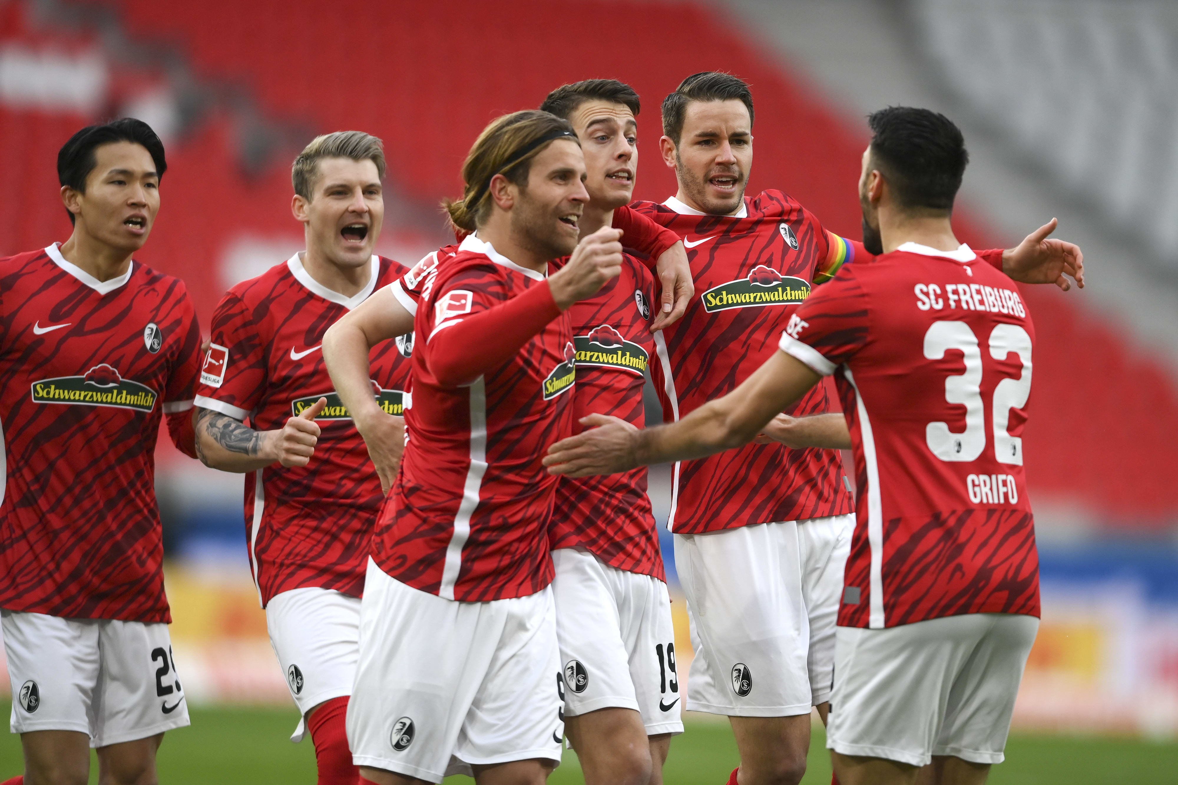 שחקני פרייבורג חוגגים