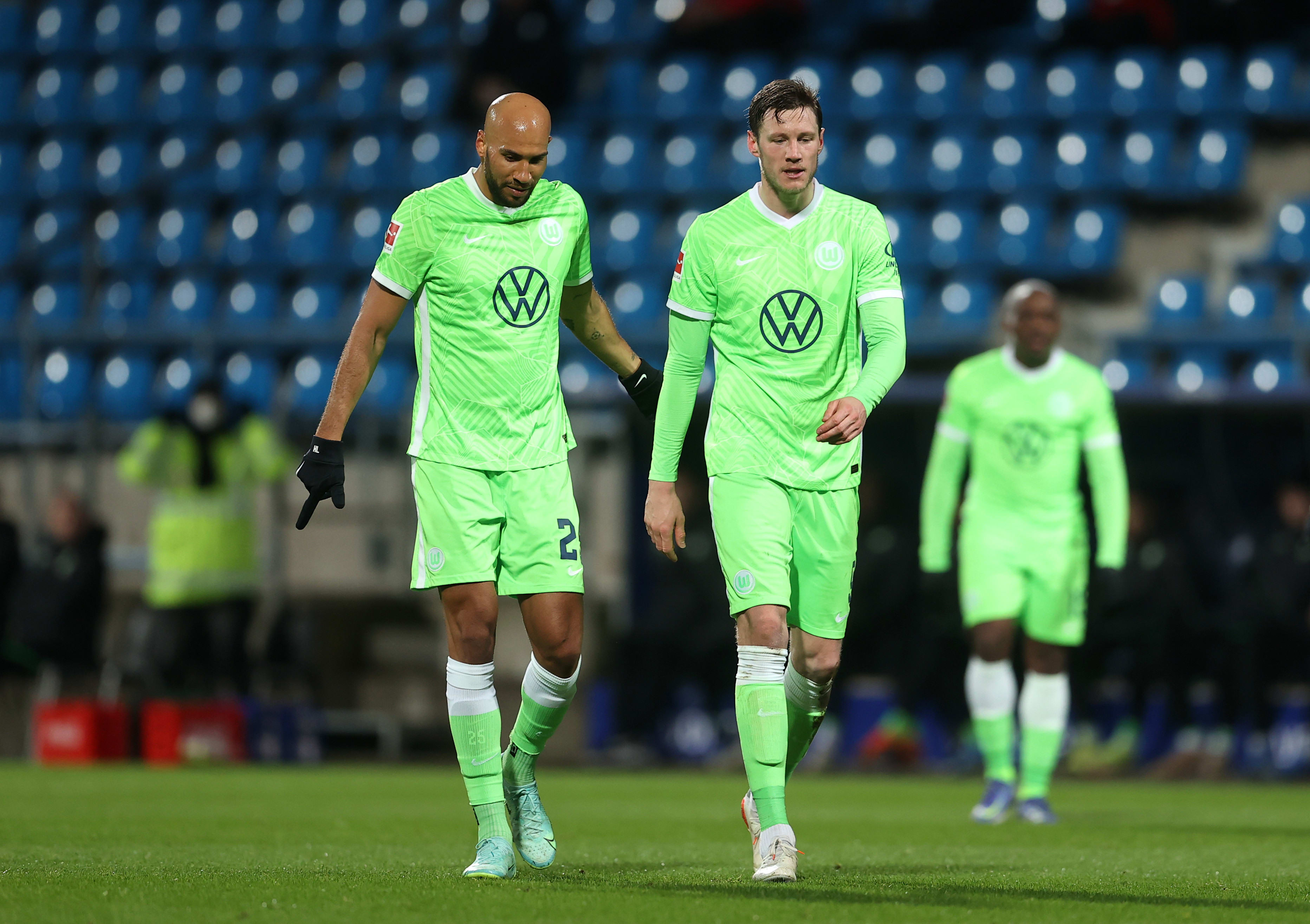 ואוט וחהורסט (מימין) עם ג'ון ברוקס שחקני וולפסבורג