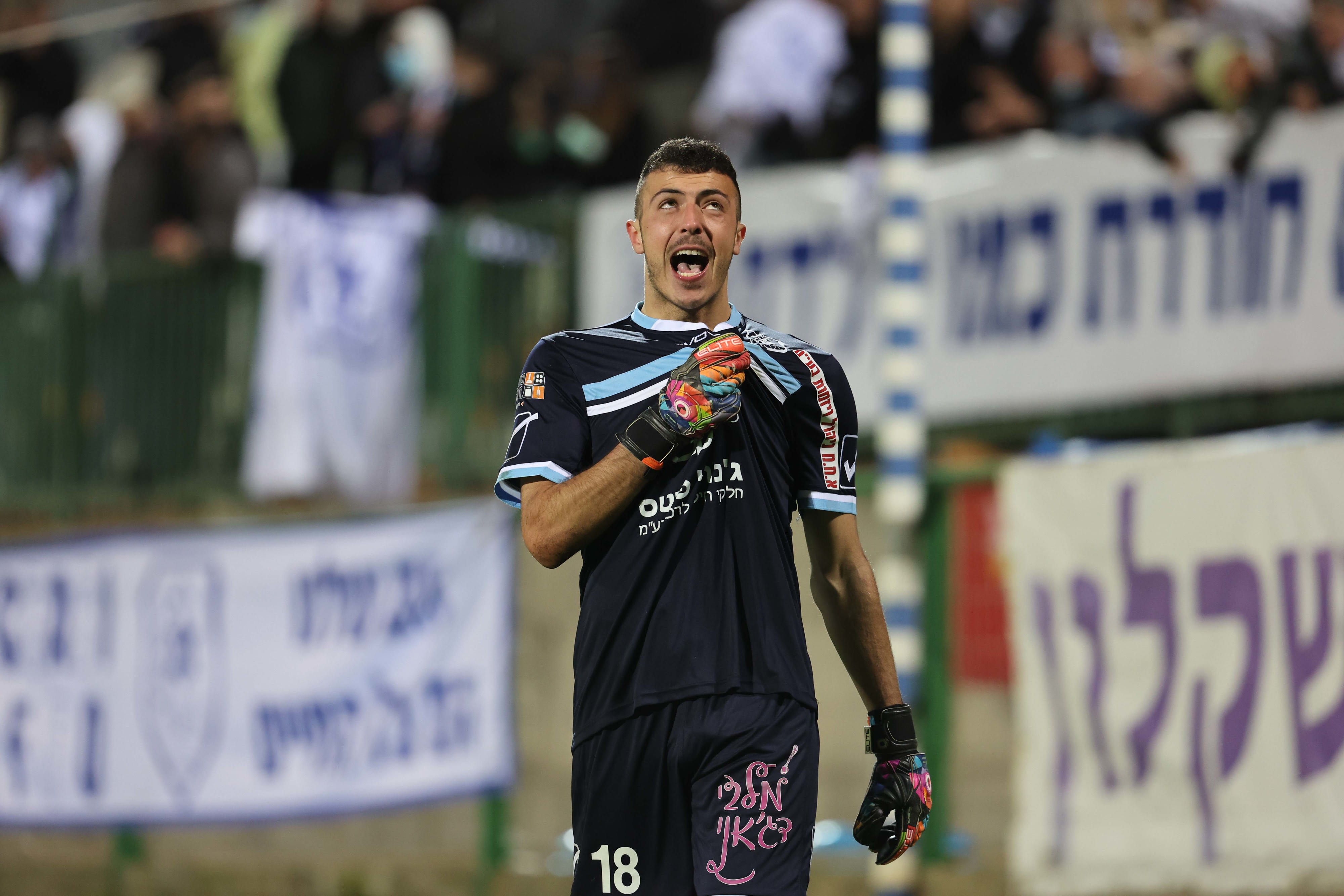 אלמוג מלול שוער מכבי קביליו יפו