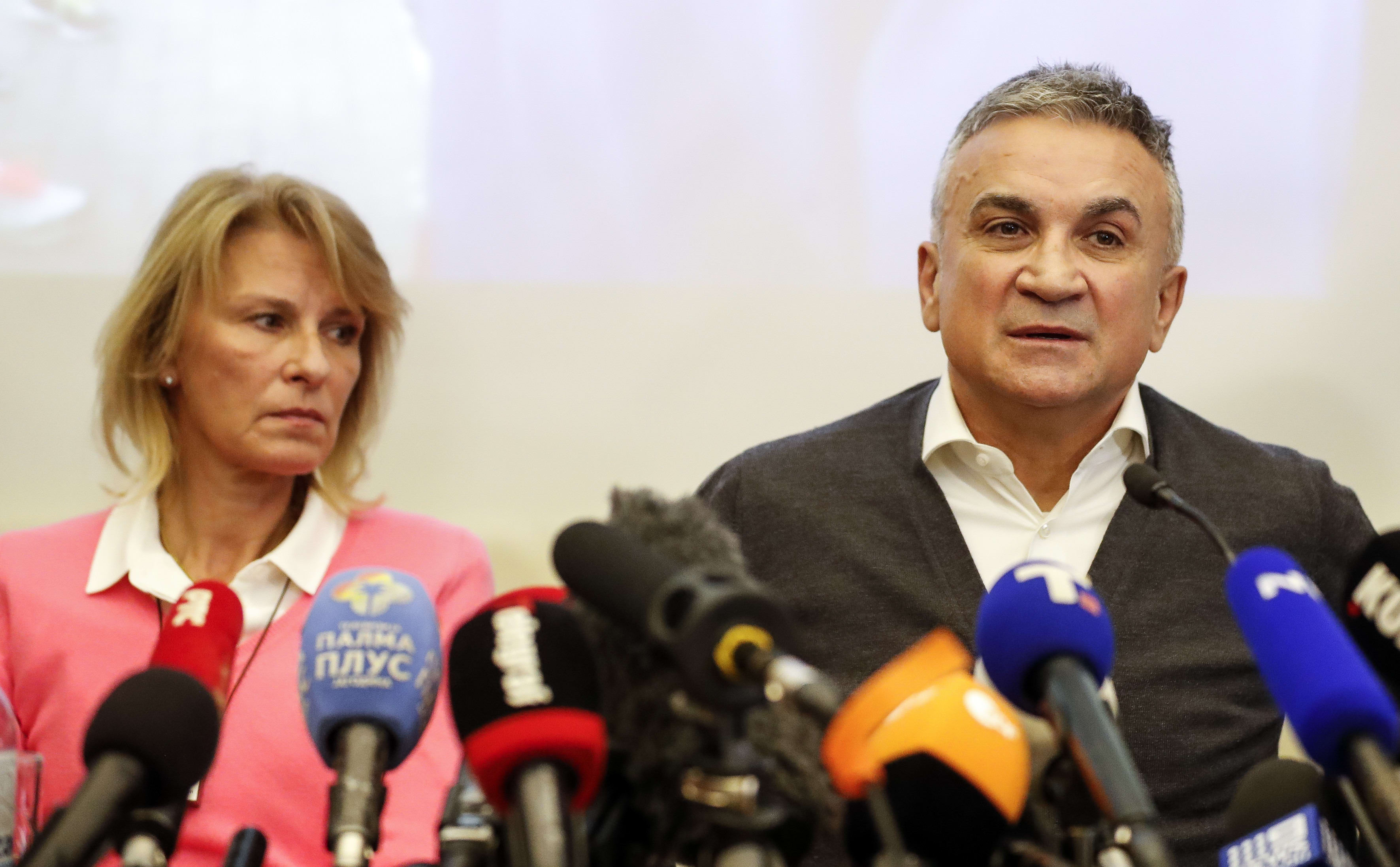 הוריו של נובאק דג'וקוביץ', סרג'ן דג'וקוביץ', דיאנה דג'וקוביץ'