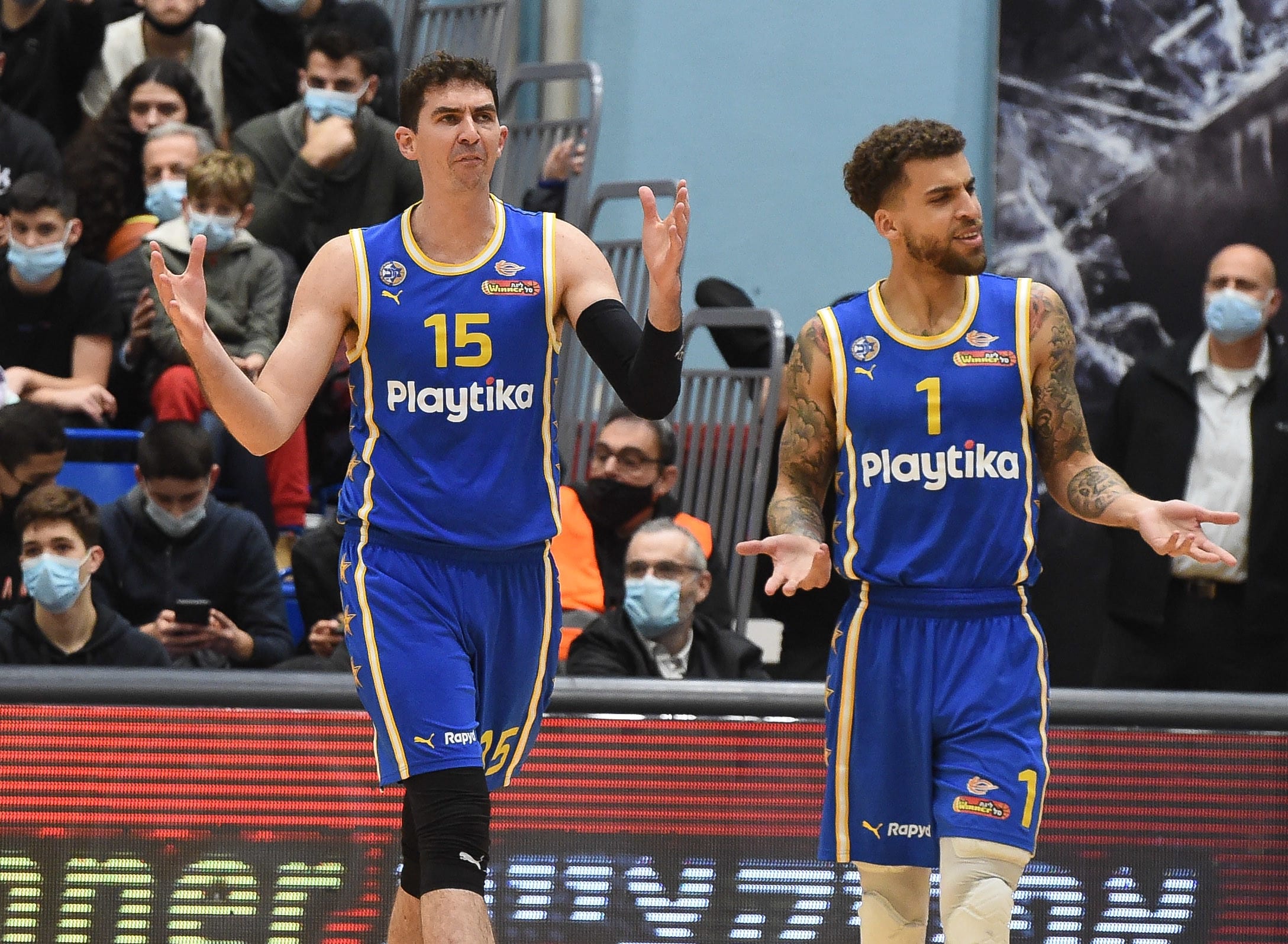 שחקני מכבי תל אביב ג'ייק כהן, סקוטי ווילבקין