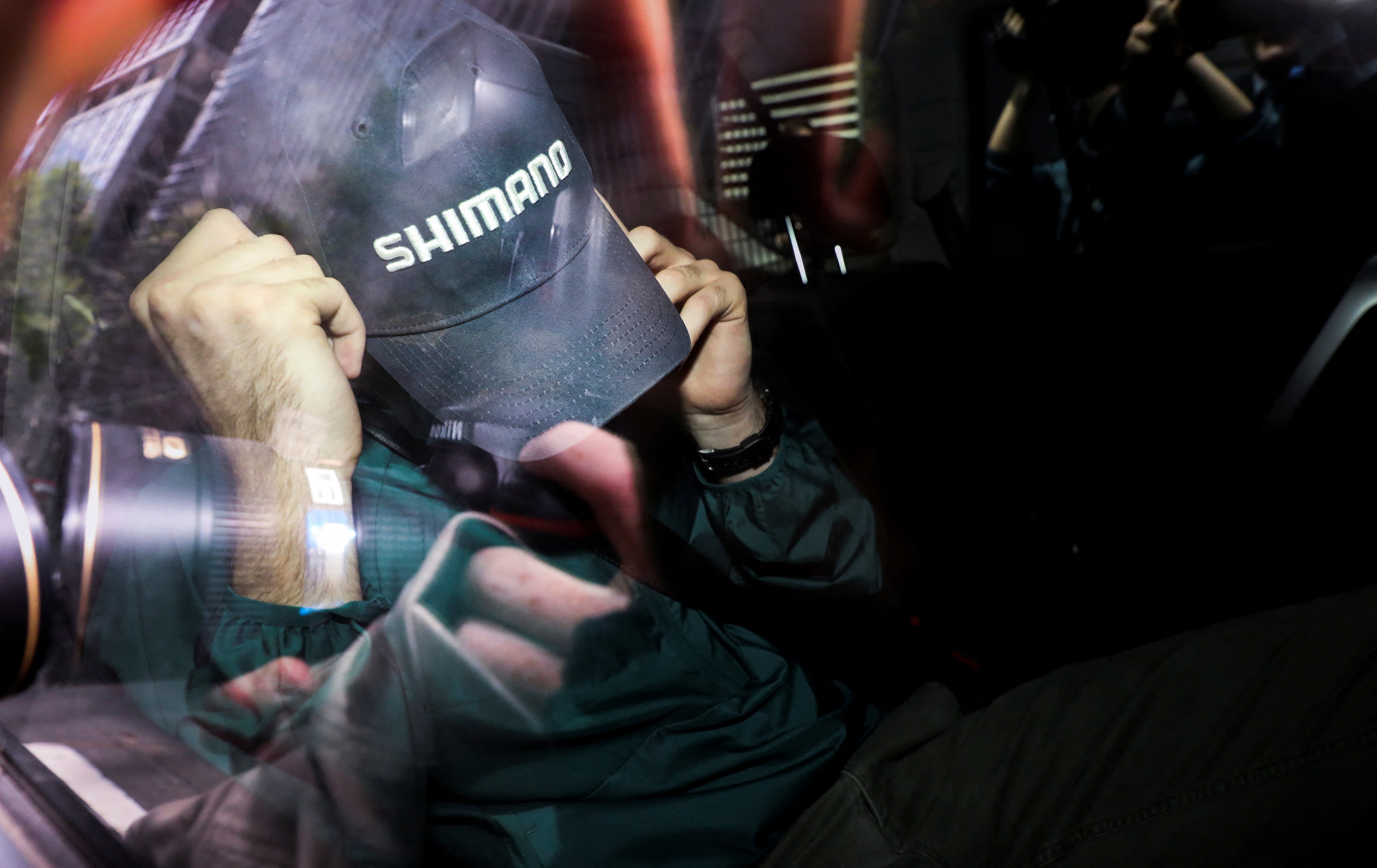 נובאק דג'וקוביץ' מוחזר לבית המלון לבידוד, מלבורן אוסטרליה