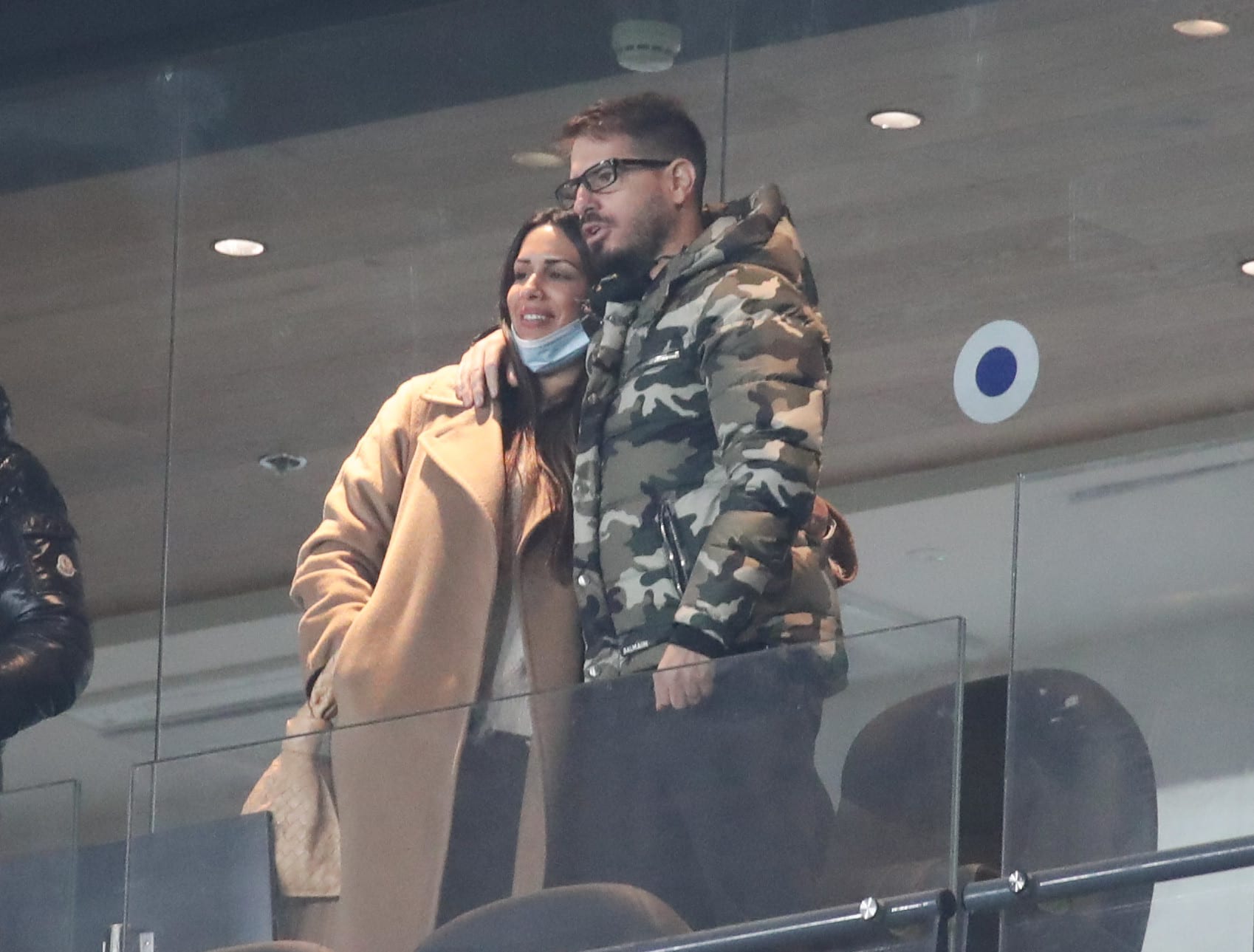 משה חוגג בעלי בית"ר ירושלים עם אשתו ענבל